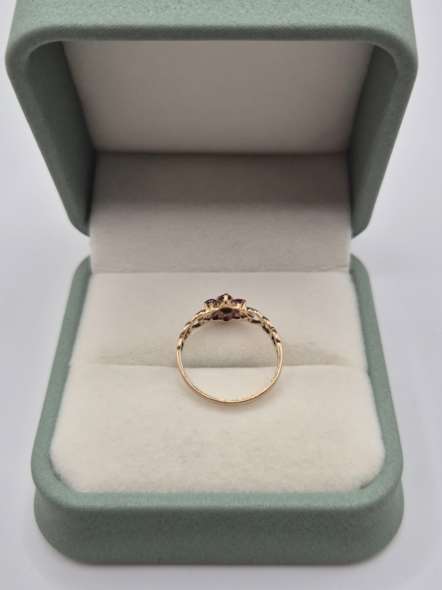 9ct gold ruby ring