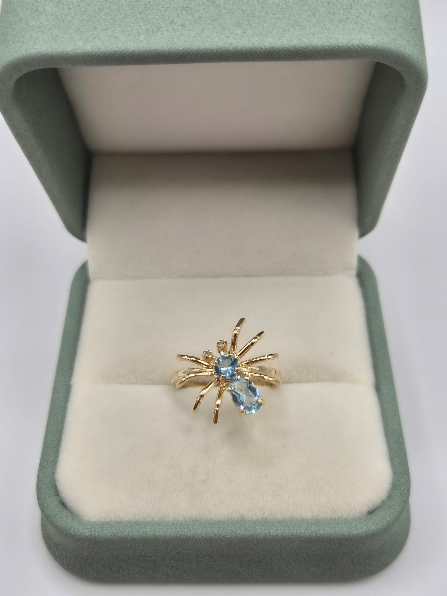 9ct gold topaz and diamond spider ring