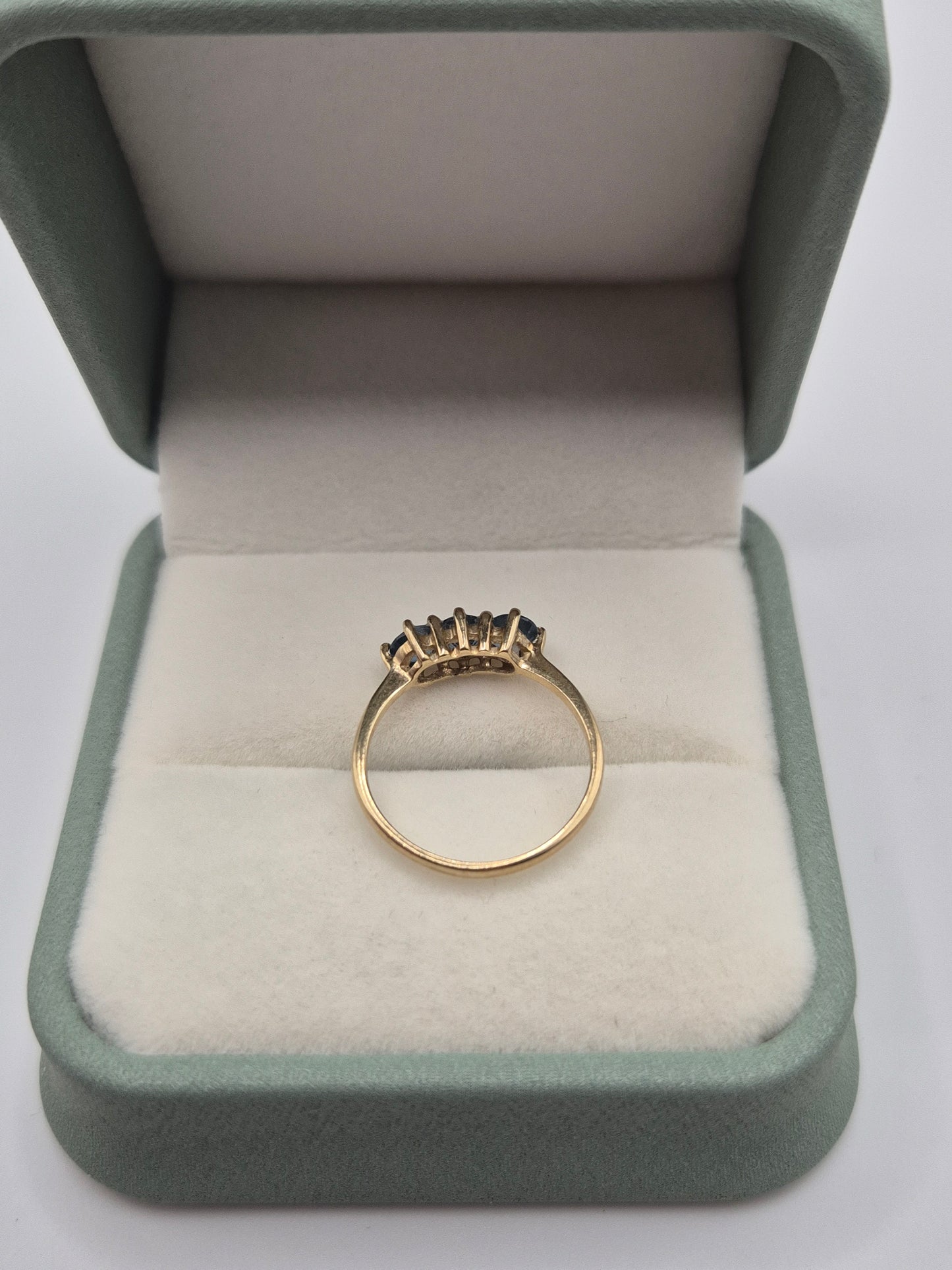 9ct gold topaz ring