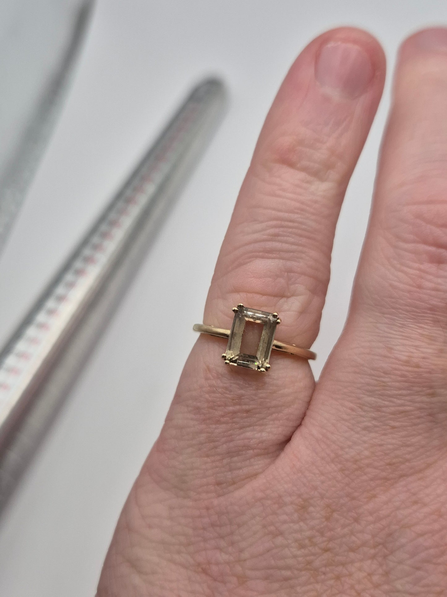 9ct gold lemon quartz ring