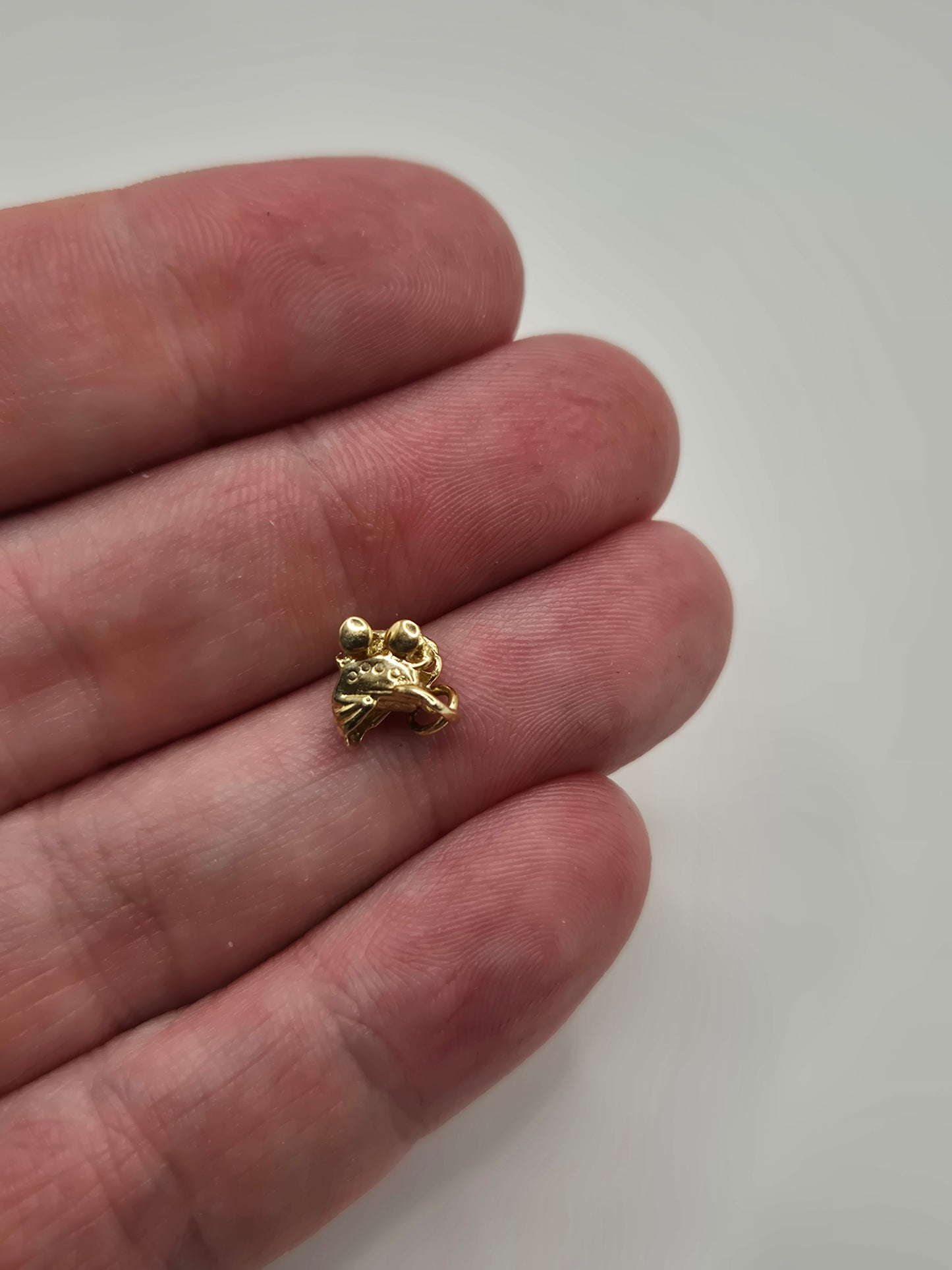 9ct gold pram charm