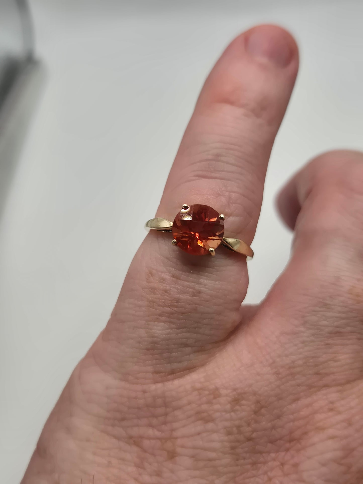 9ct gold peach topaz ring