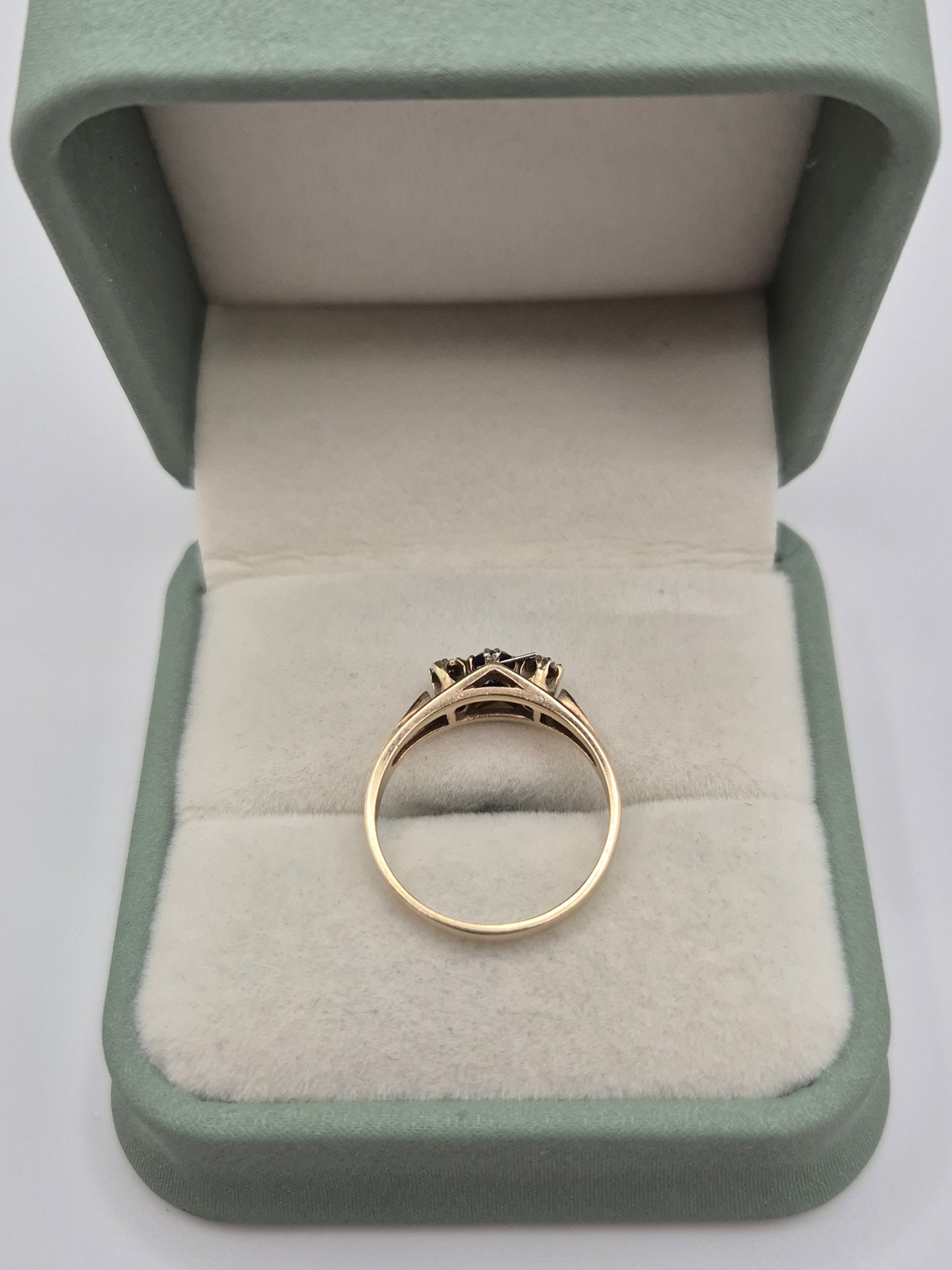 9ct gold synthetic sapphire and diamond ring