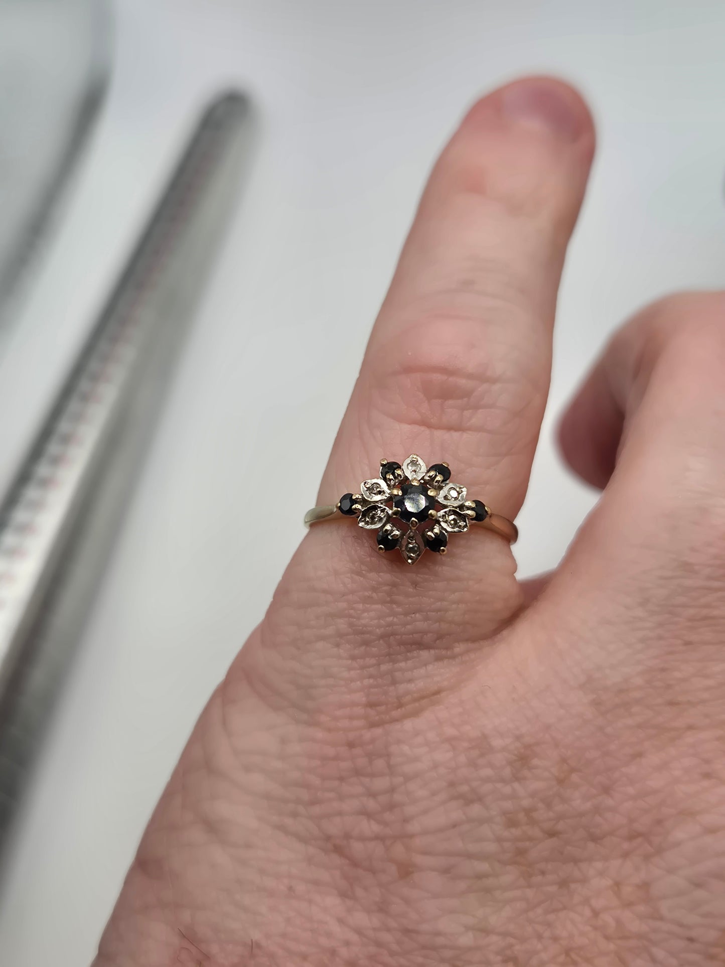 9ct gold sapphire and diamond ring