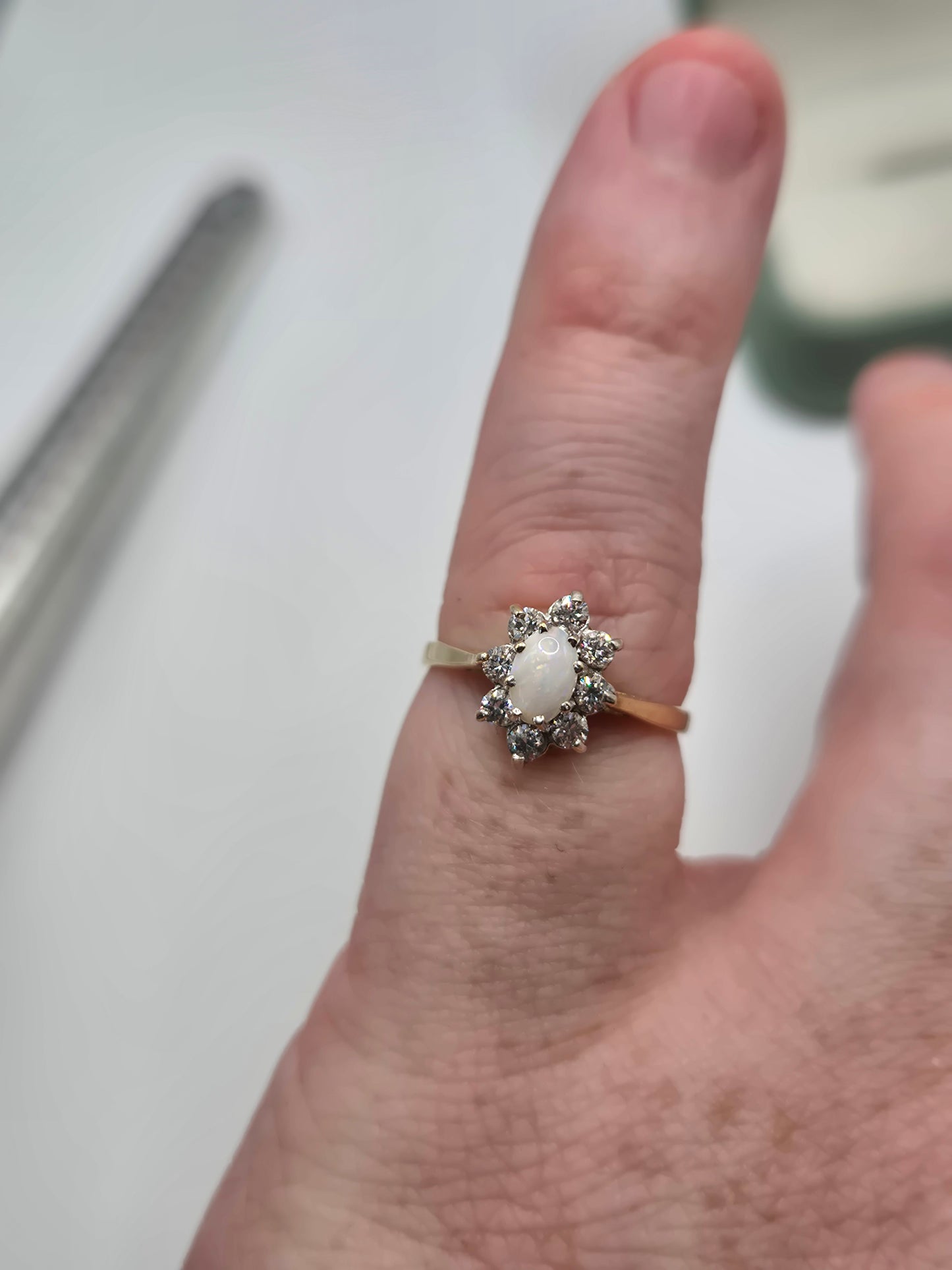 9ct gold opal and cz ring