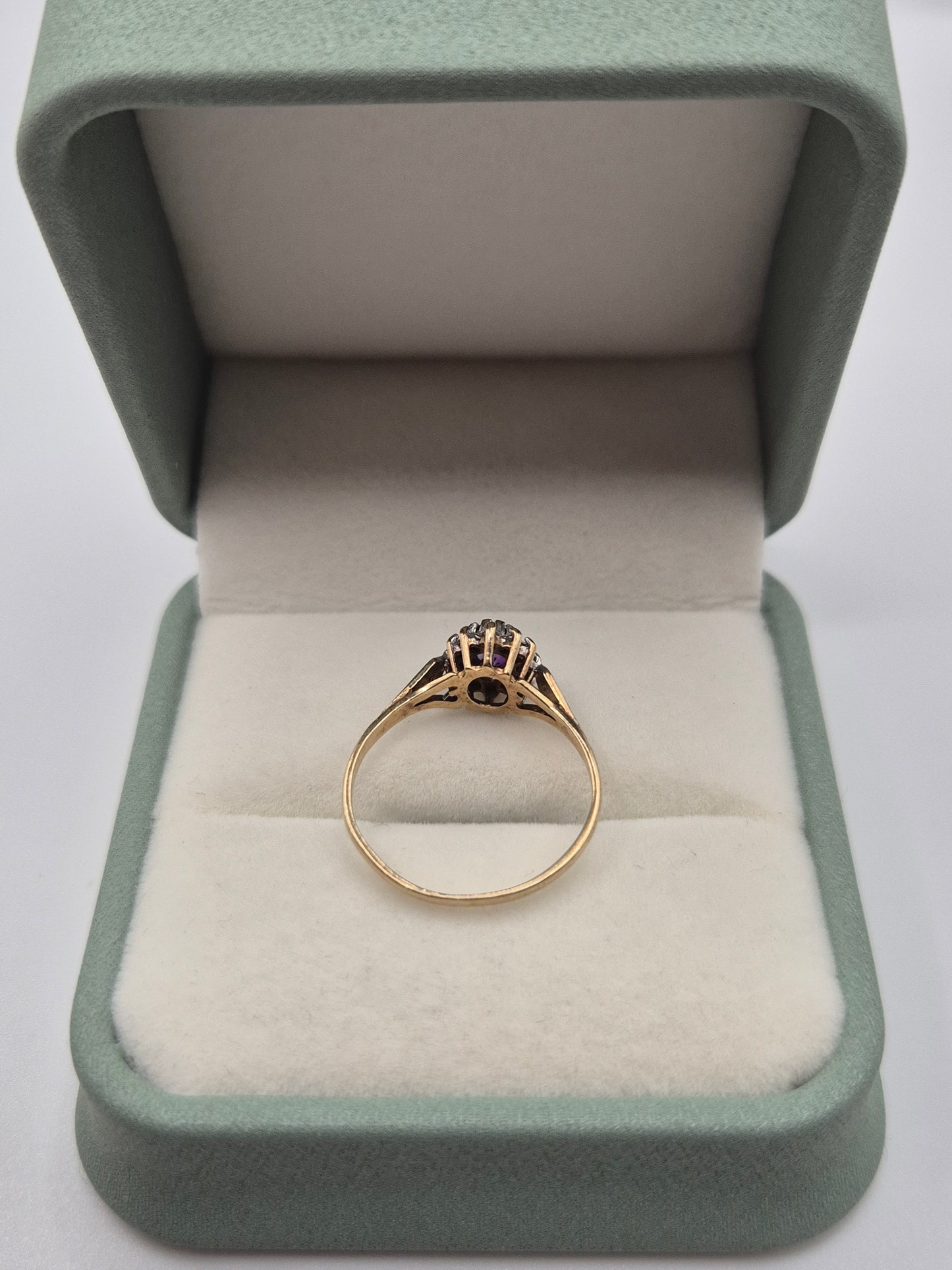 9ct gold amethyst and diamond ring