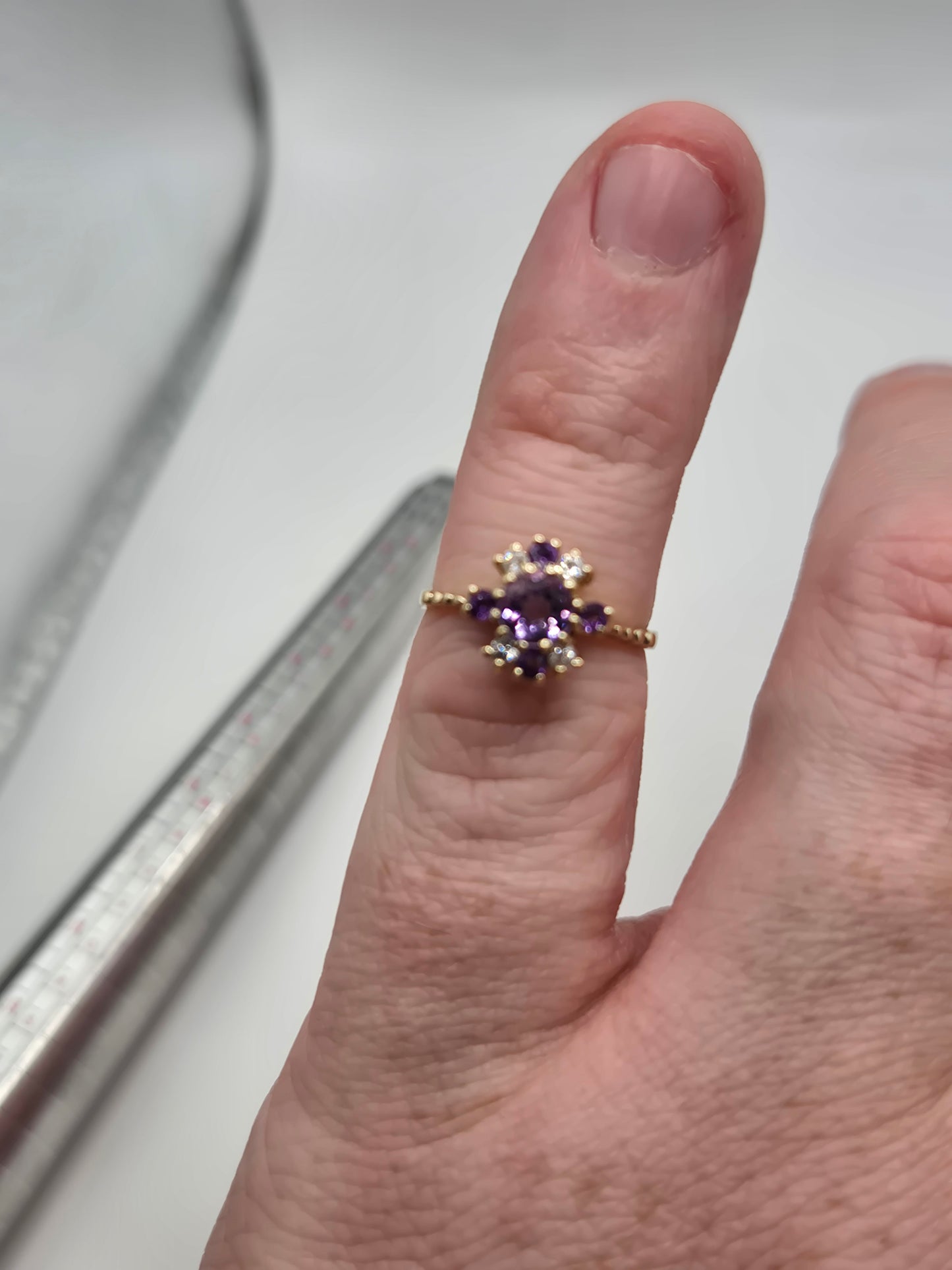 9ct gold amethyst and diamond ring