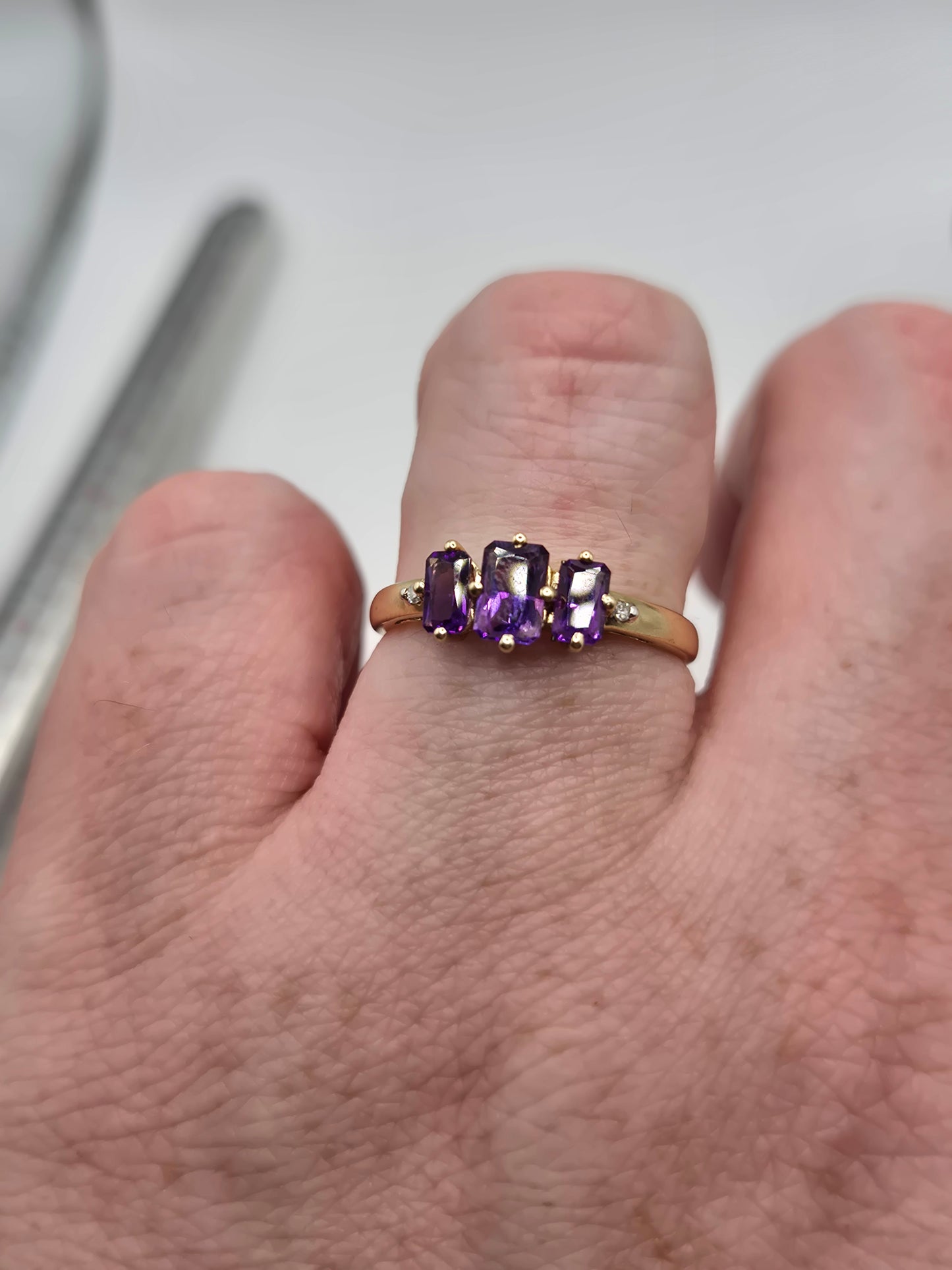 9ct gold amethyts and diamond ring