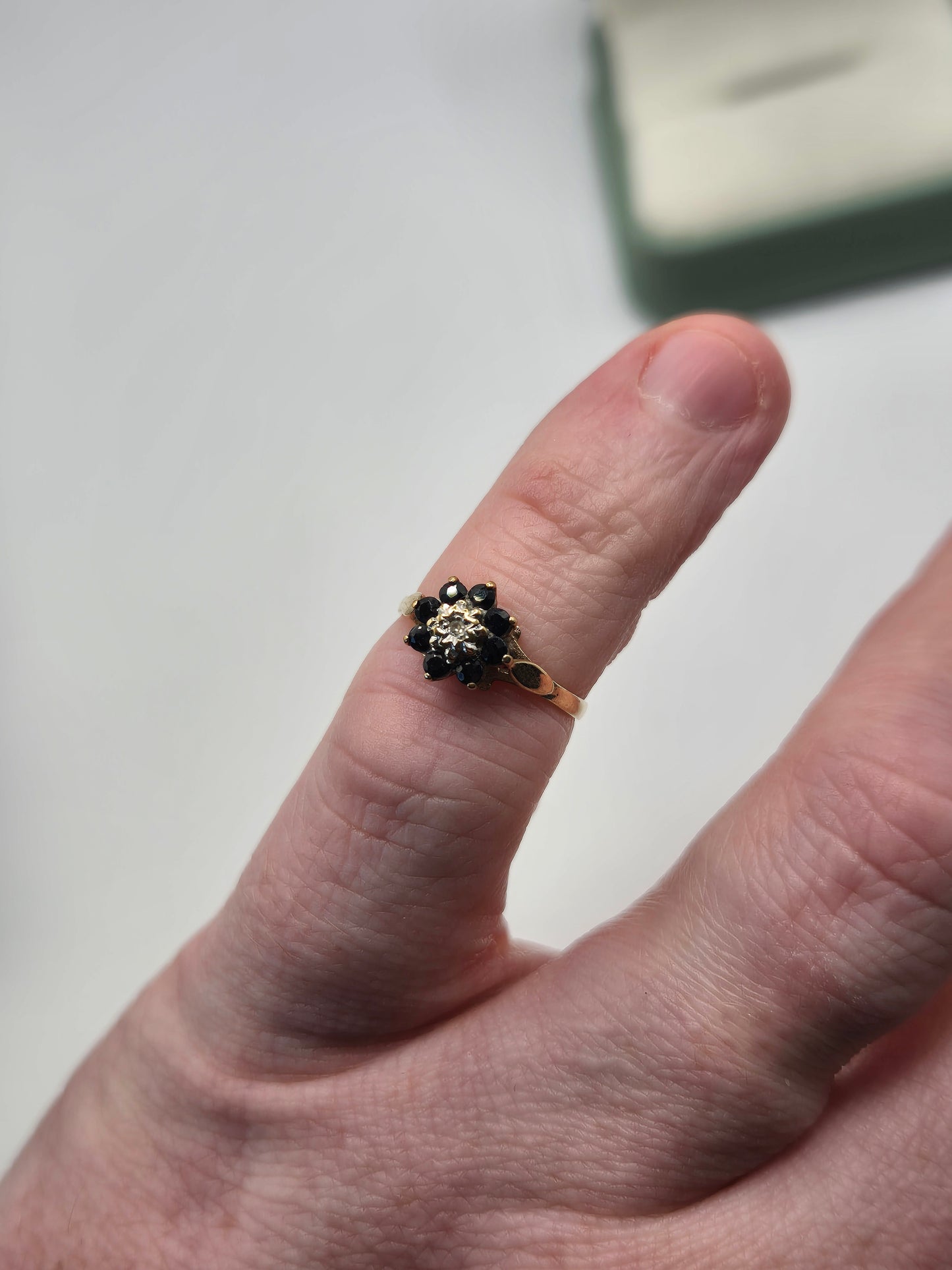 9ct gold sapphire and diamond ring