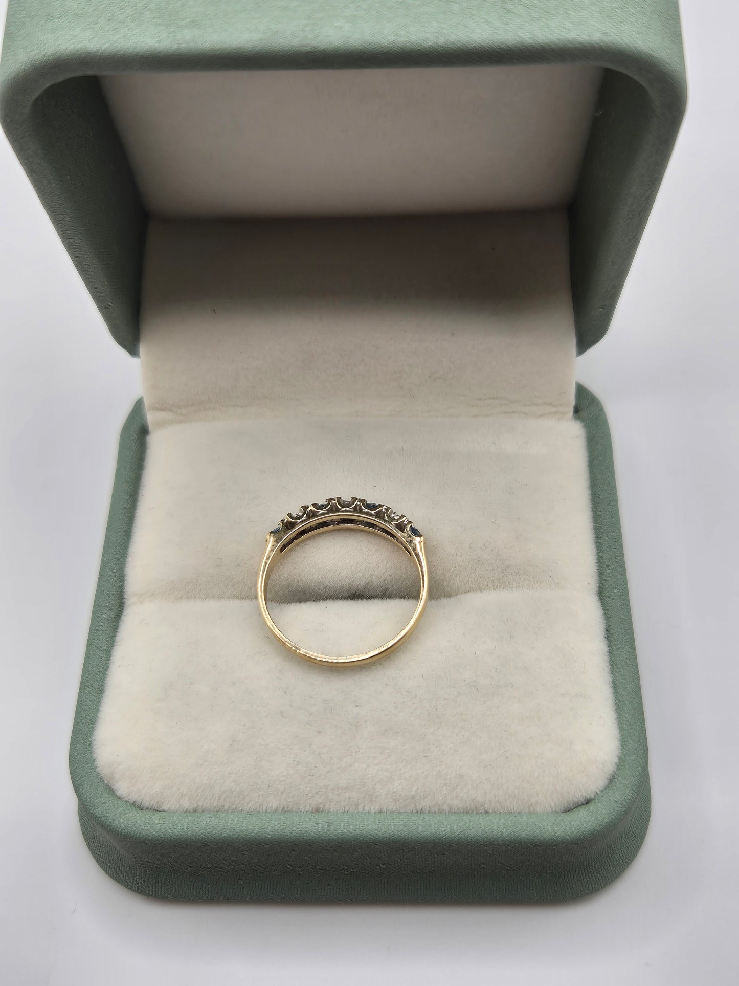 9ct gold topaz and diamond ring