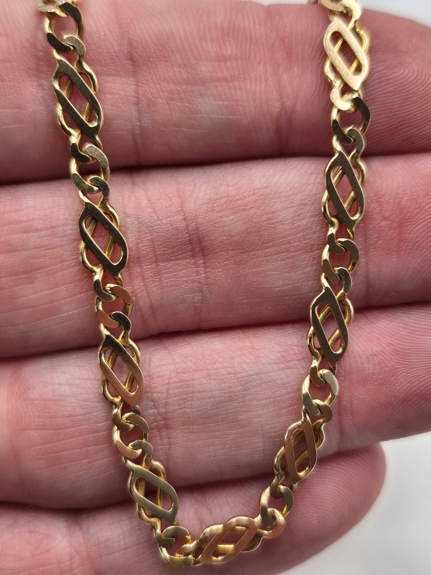 9ct gold fancy link chain