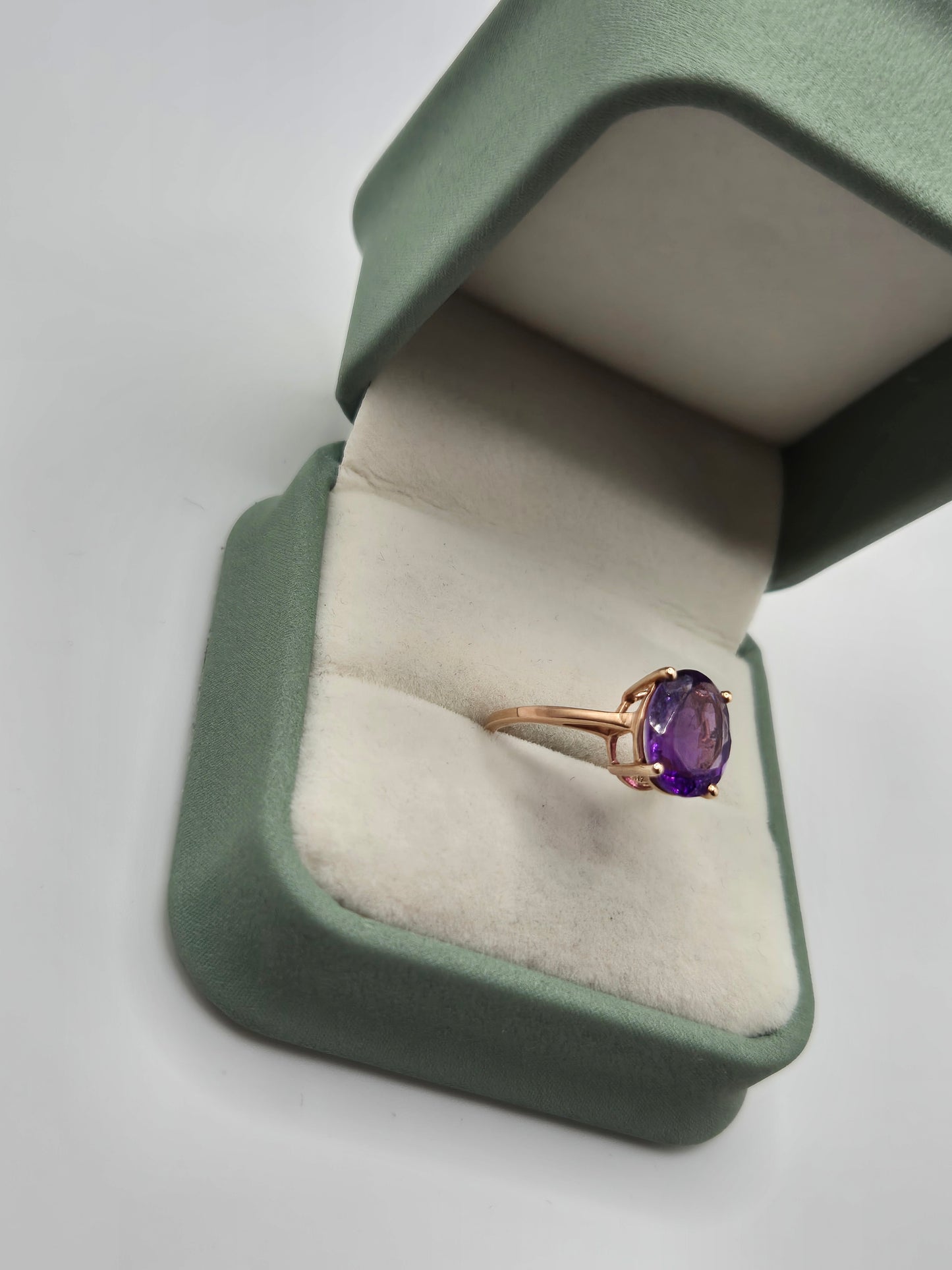 9ct rose gold amethyst ring