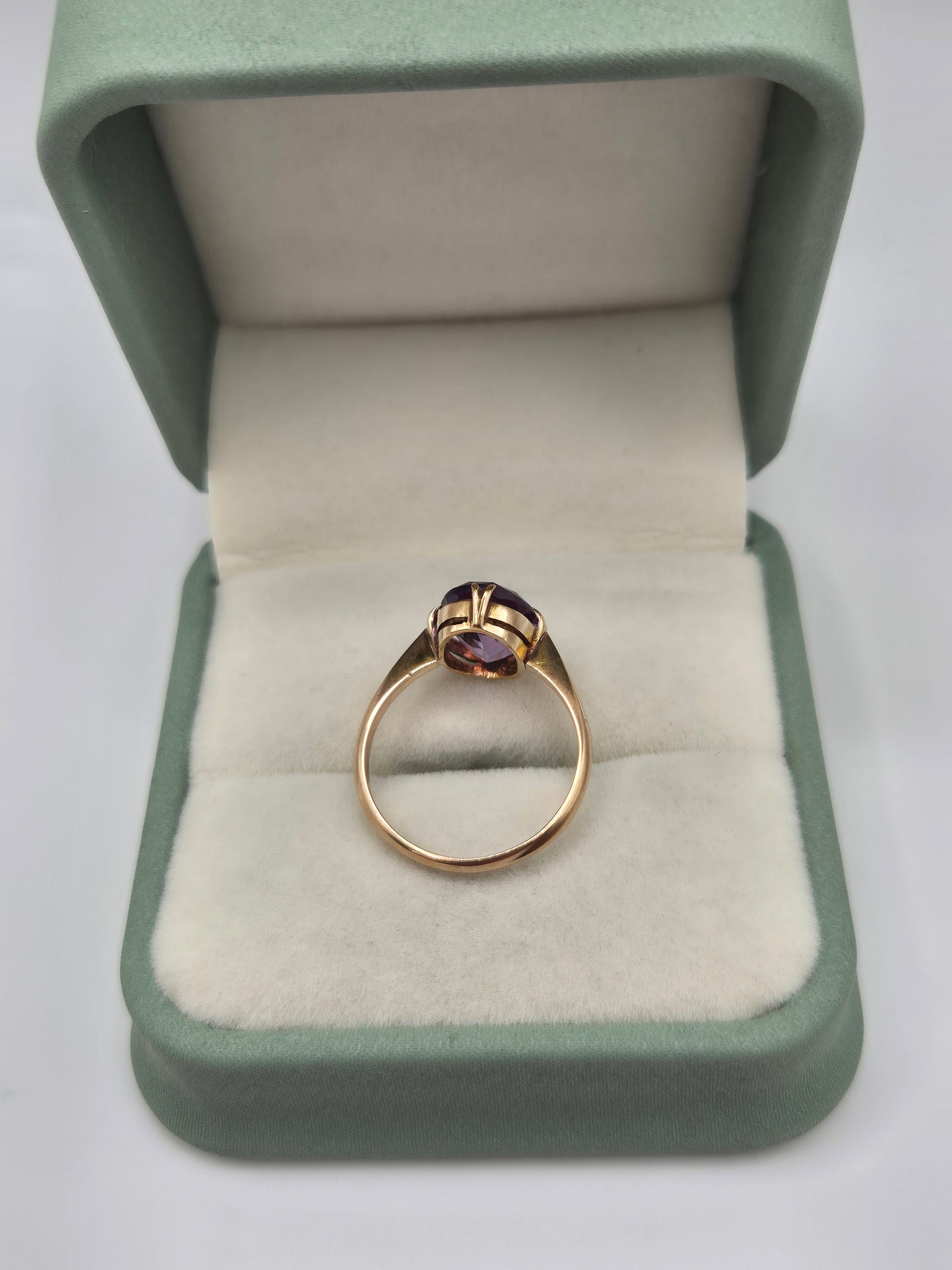9ct gold amethyst ring