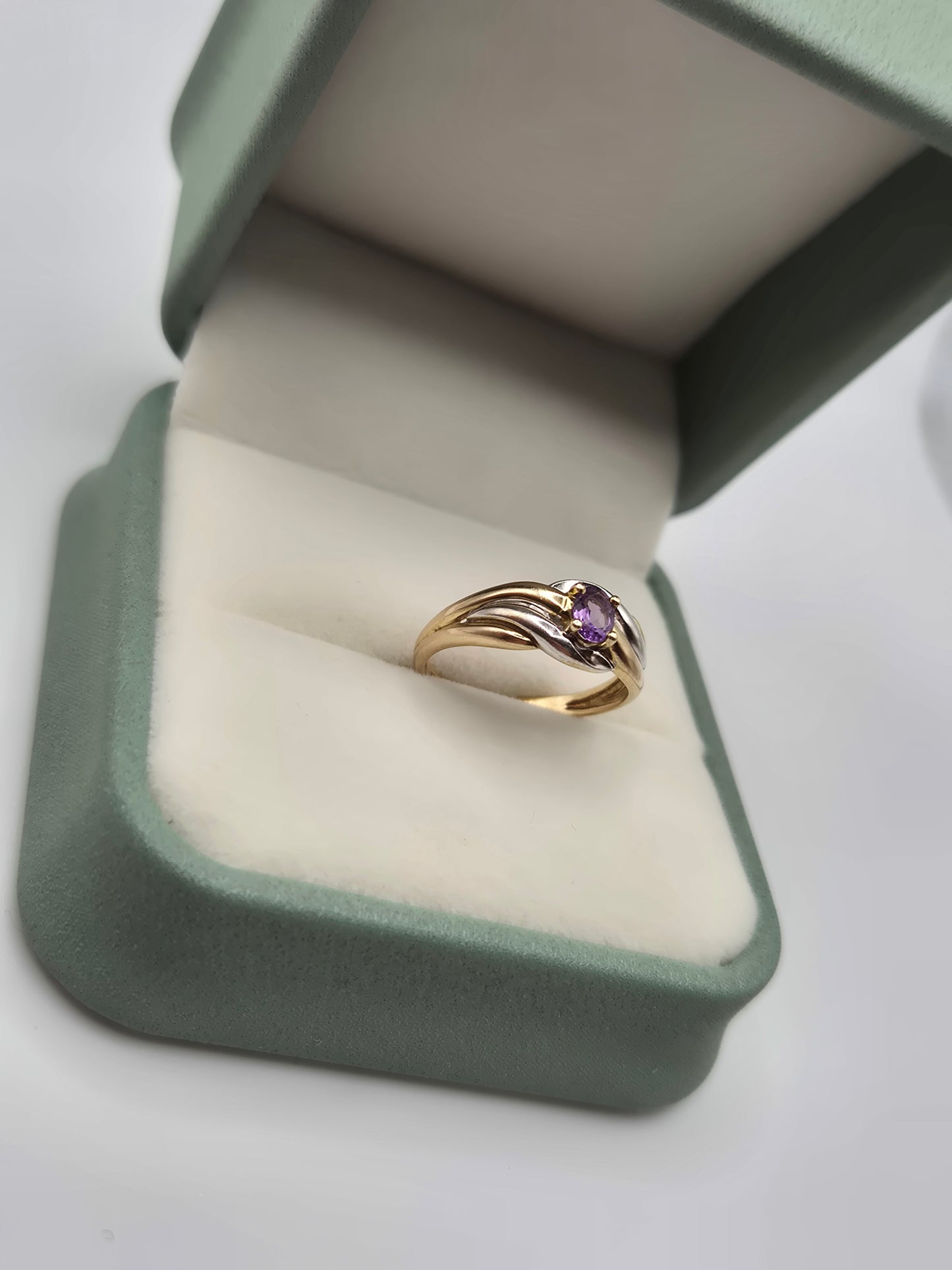 9ct two tone gold amethyst ring