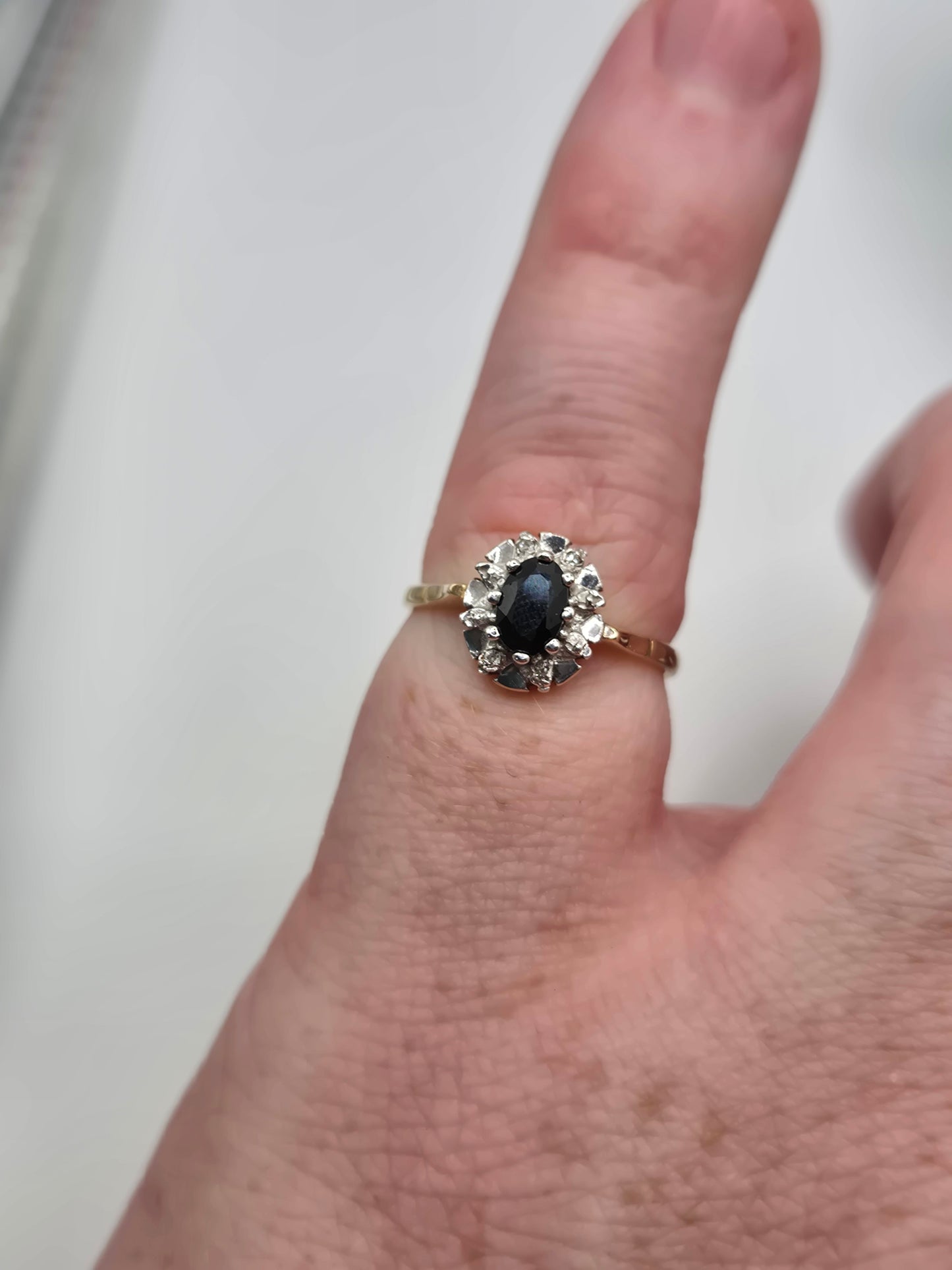 9ct gold sapphire and diamond ring