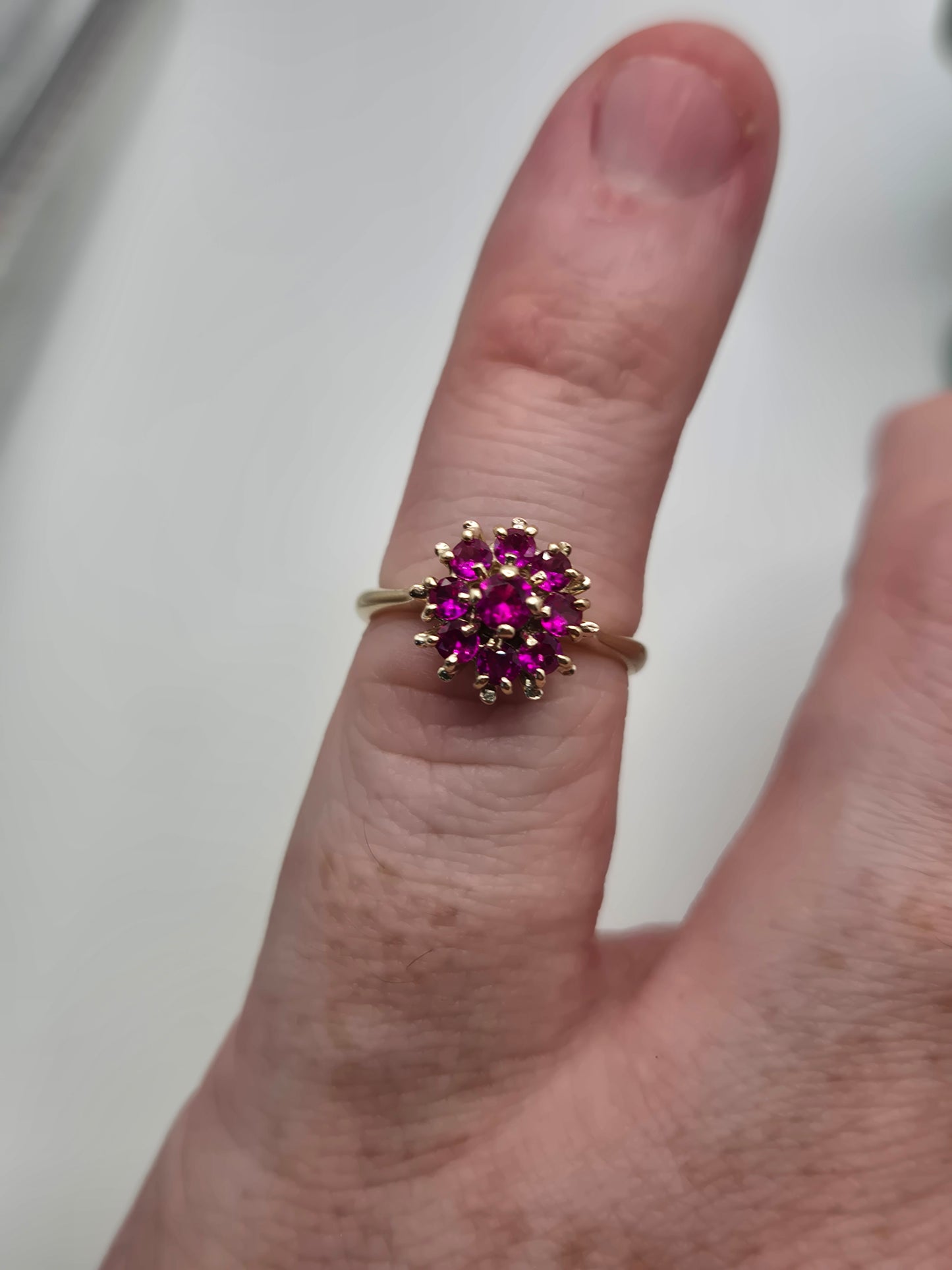 9ct gold synthetic ruby ring