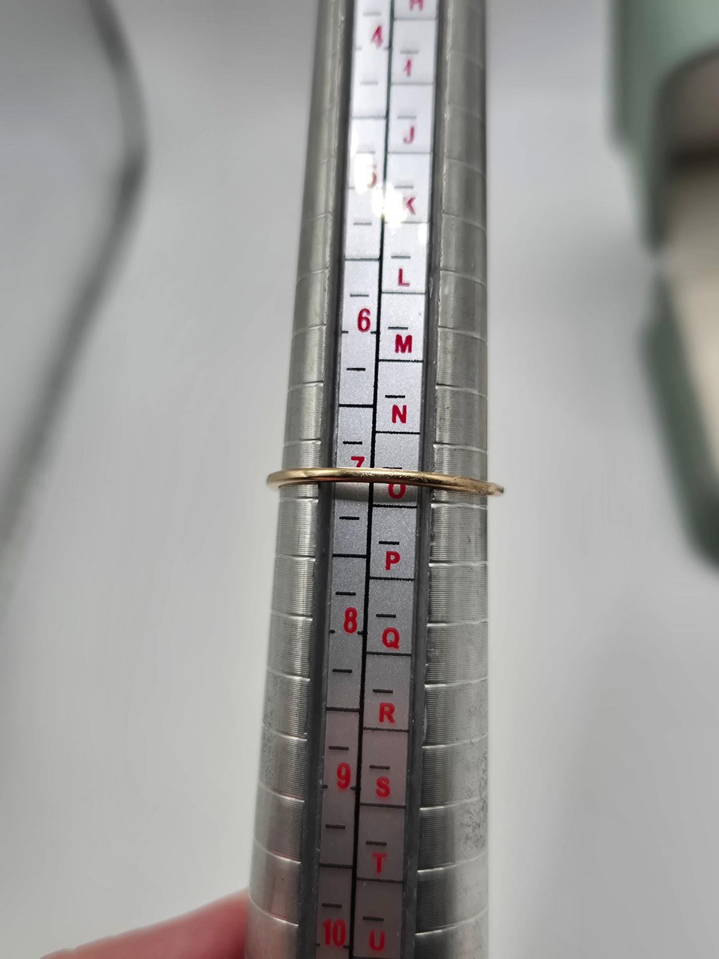 9ct gold topaz and diamond ring