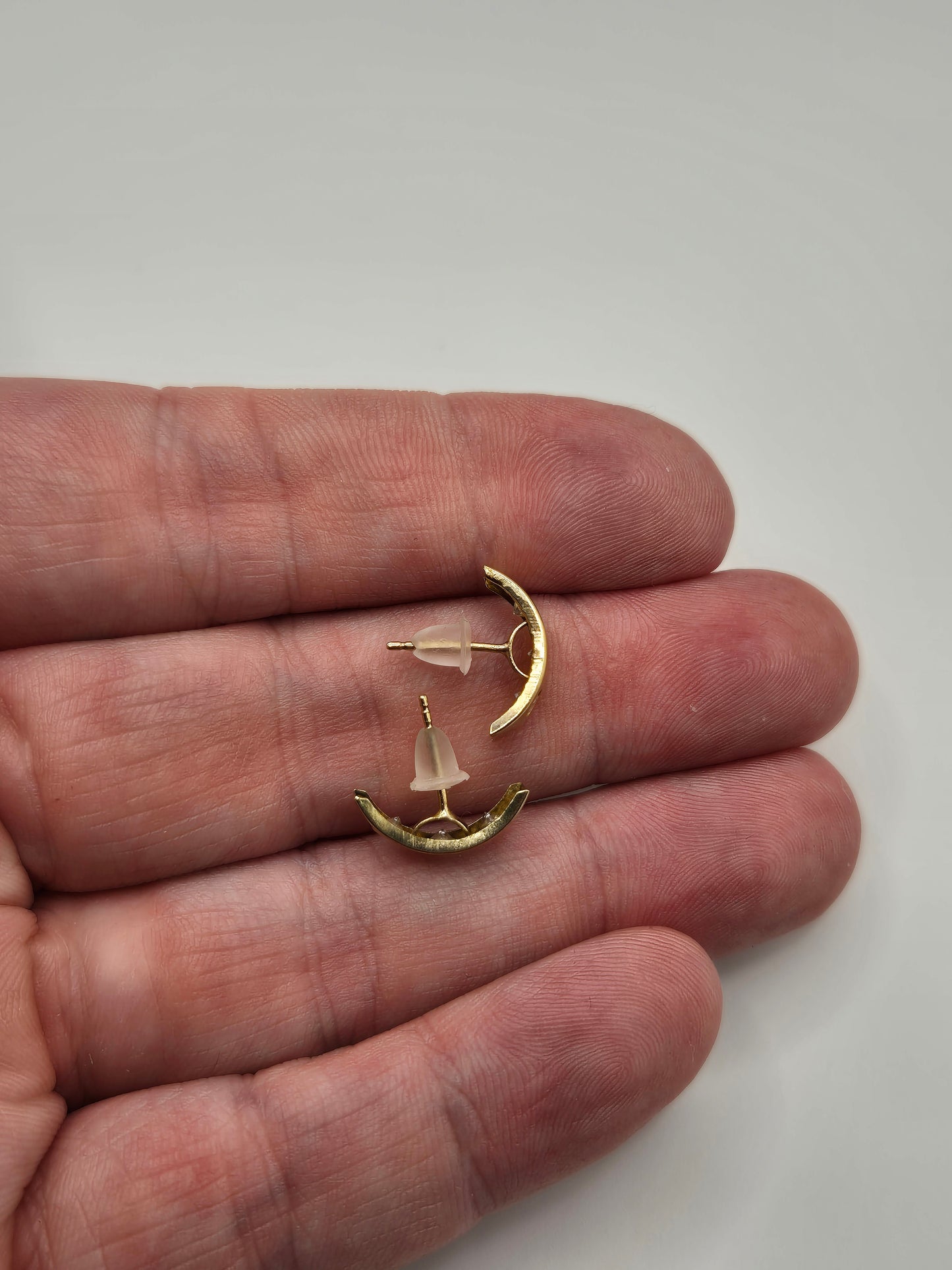 9ct gold cz earrings