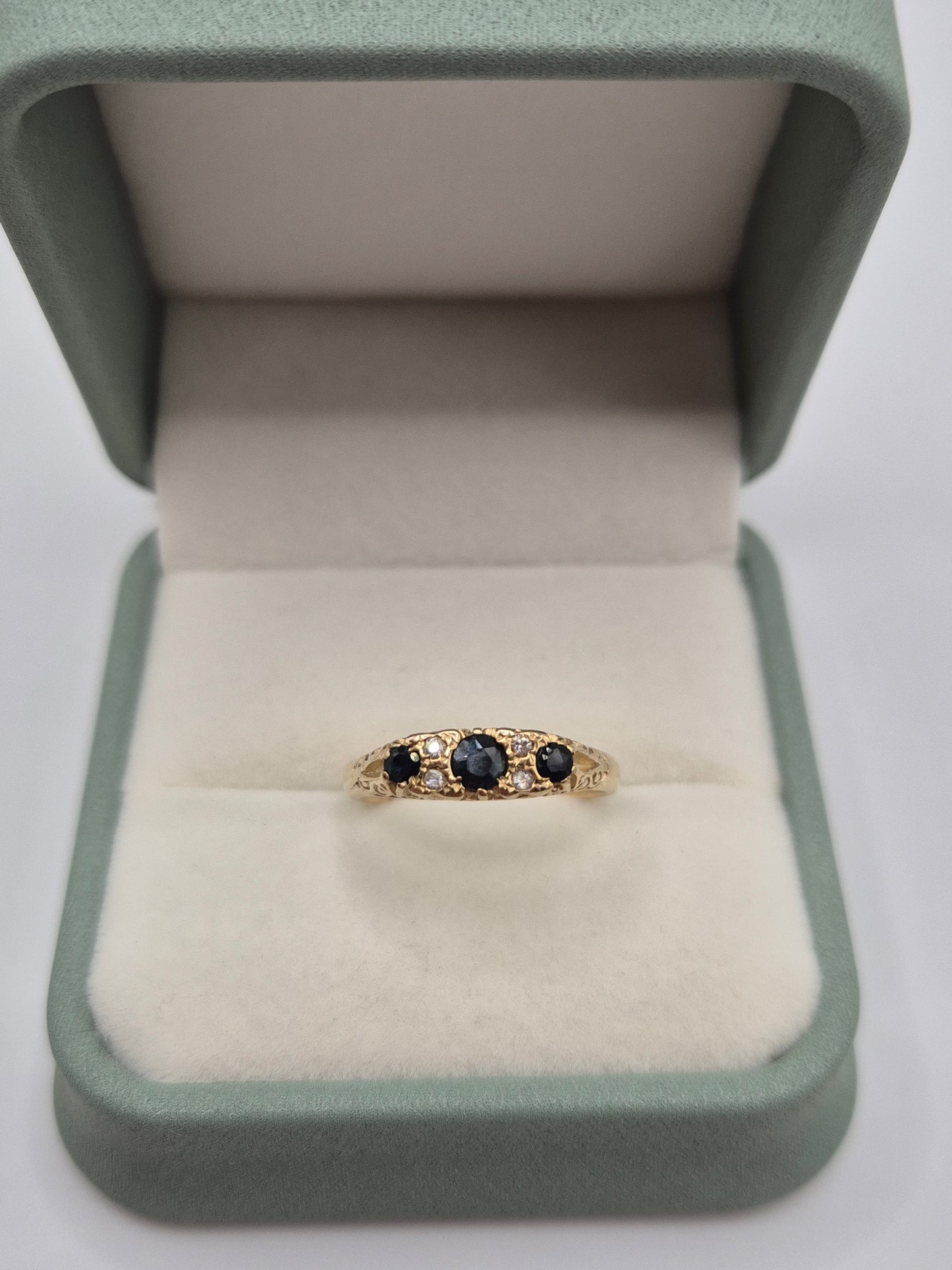 9ct gold sapphire and cz ring