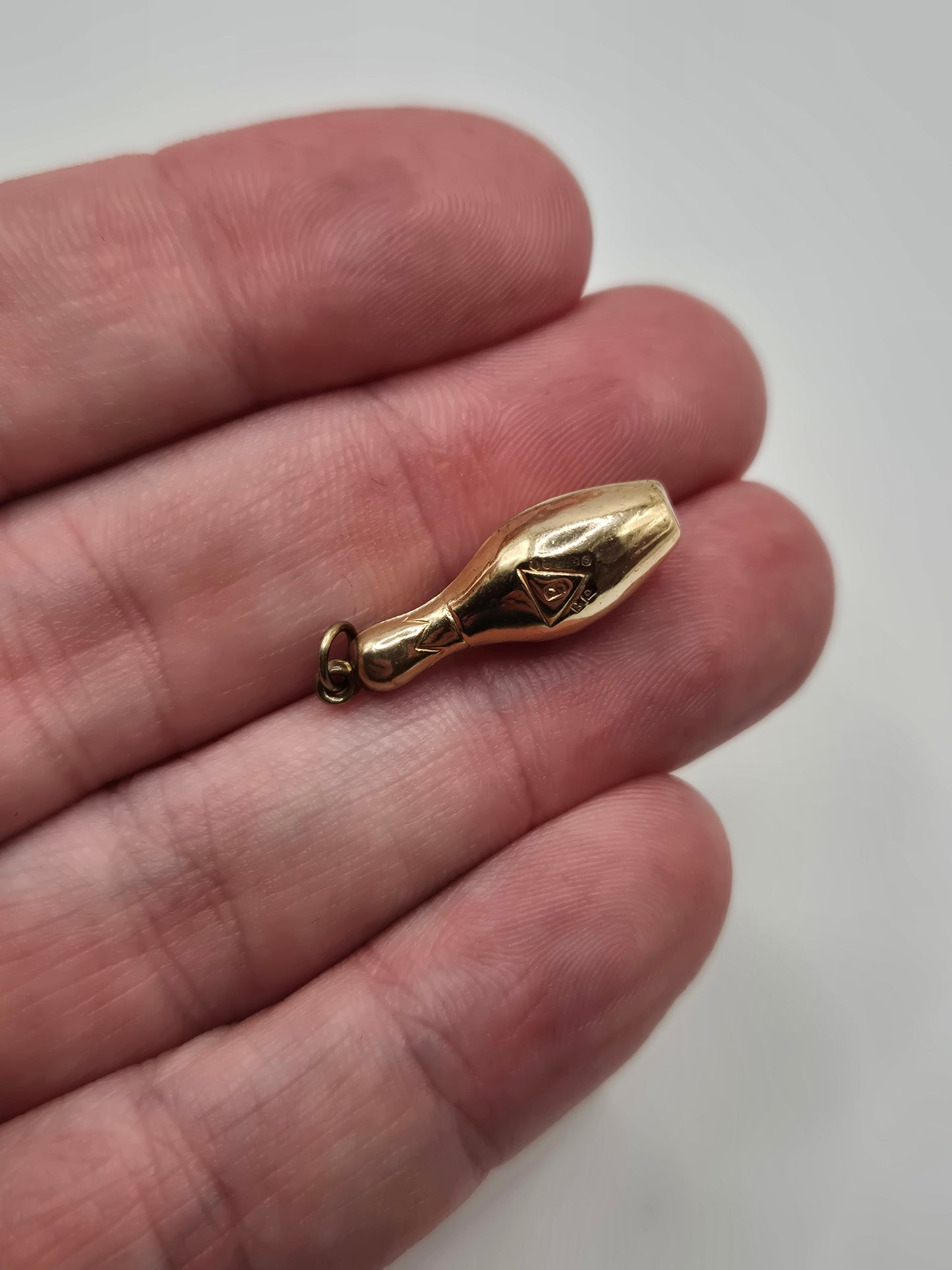 9ct gold bowling pin Charm