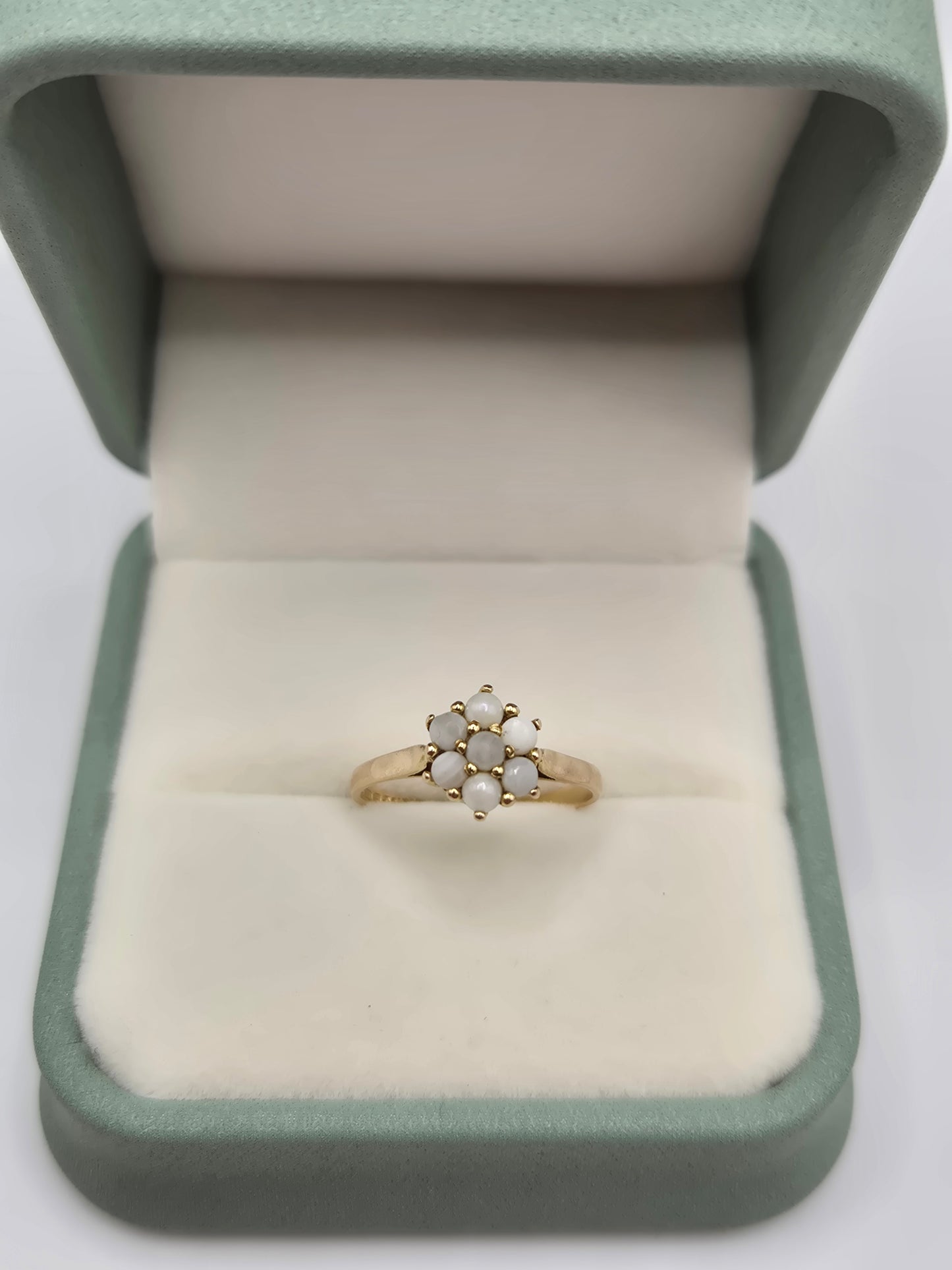 9ct gold opal ring