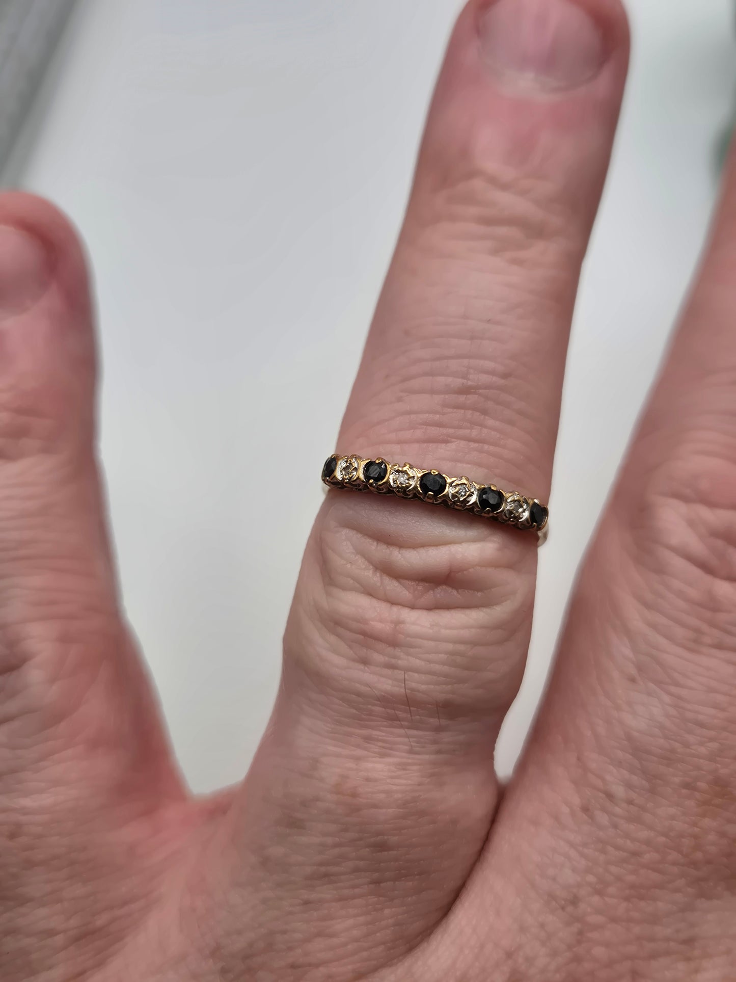 9ct gold sapphire and diamond ring