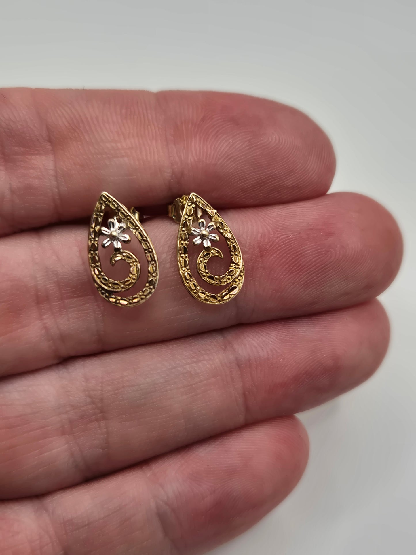 9ct gold earrings