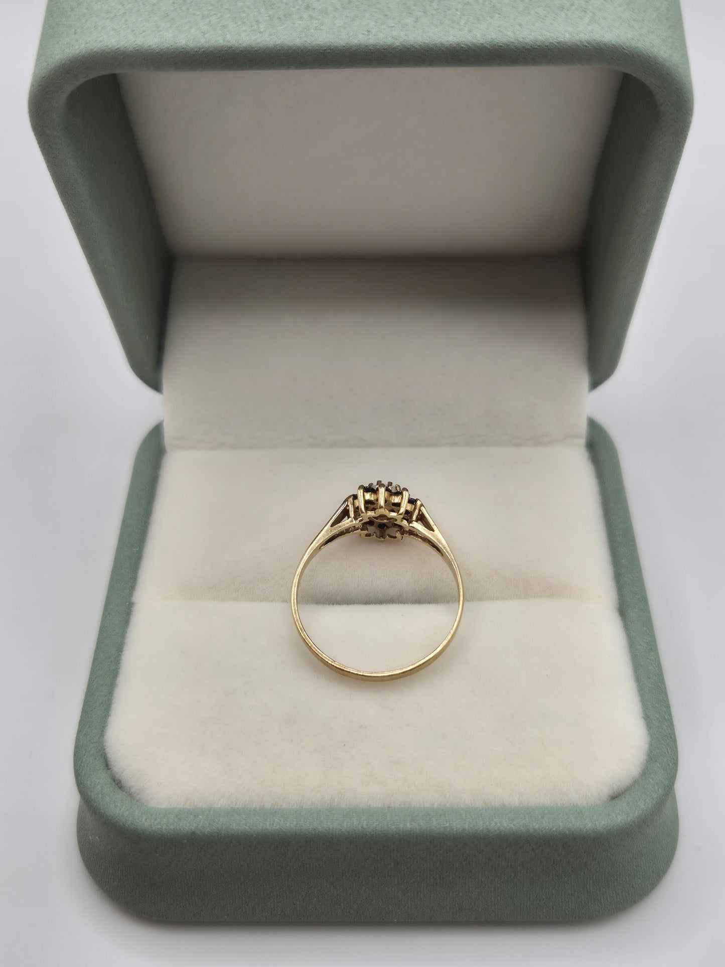 9ct gold opal and sapphire ring
