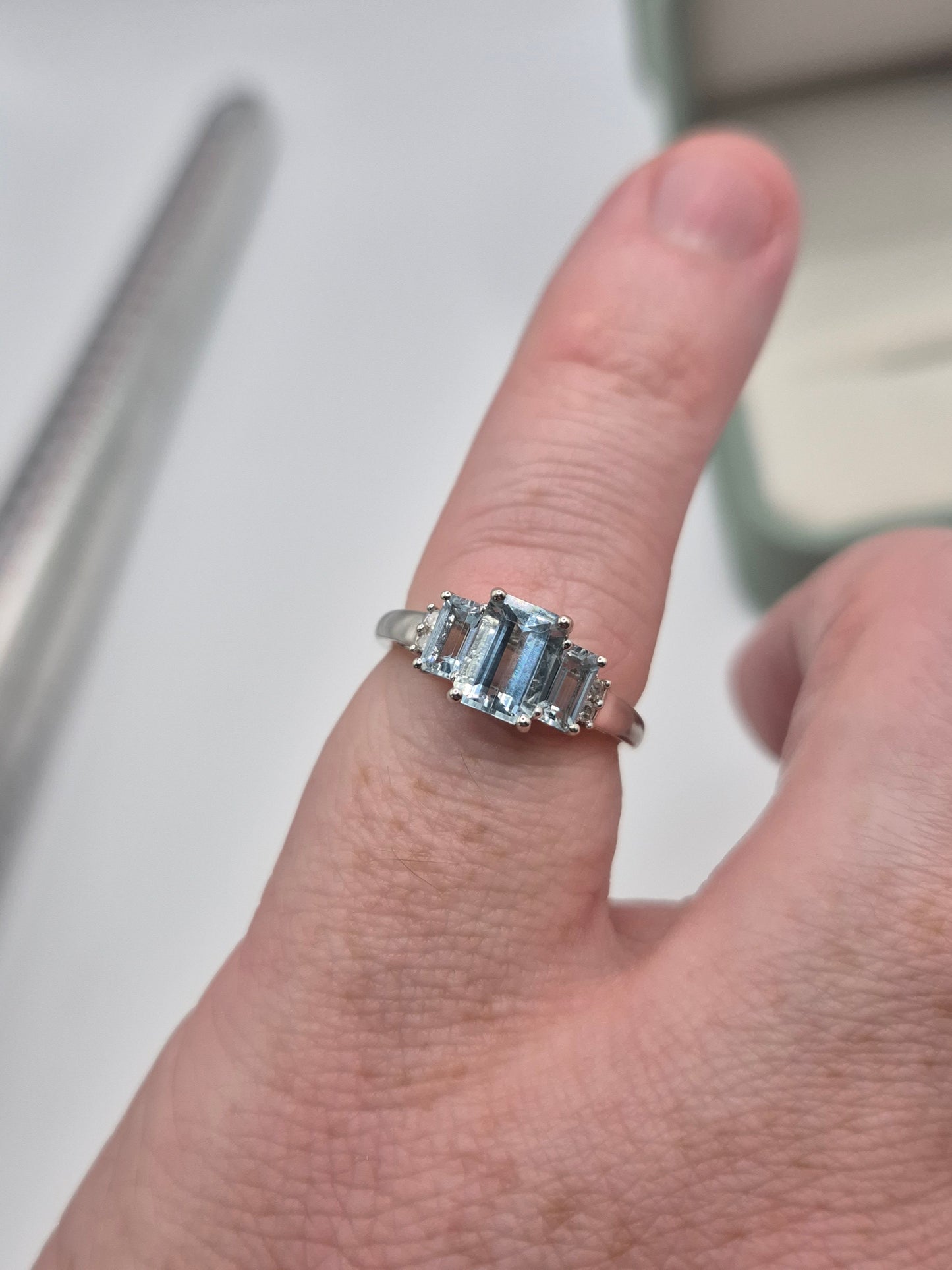 9ct white gold topaz and diamond ring