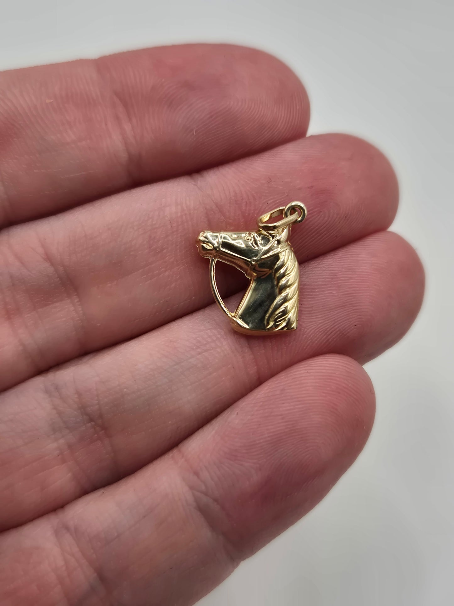 9ct gold horse head charm