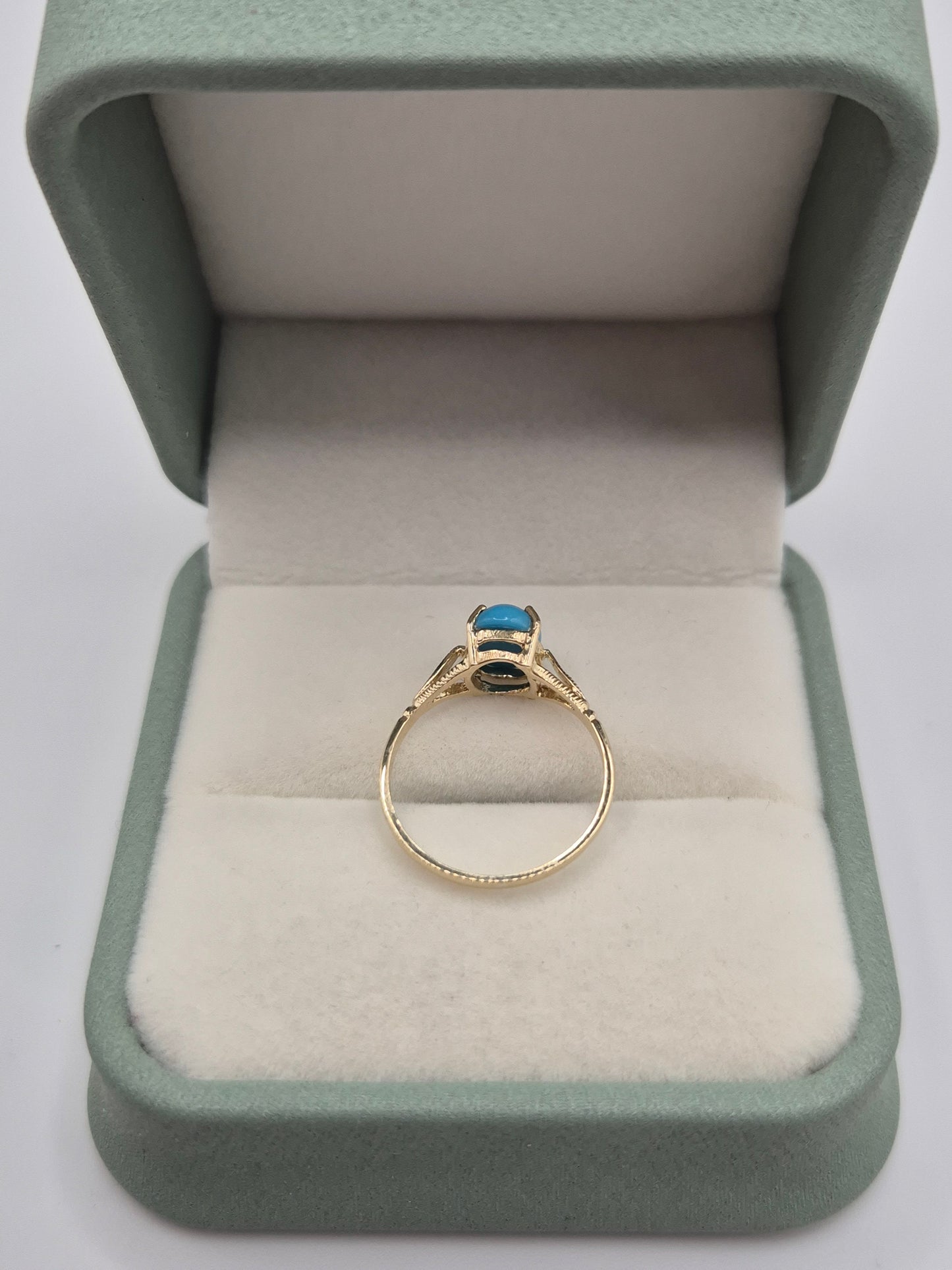 9ct gold turquoise ring