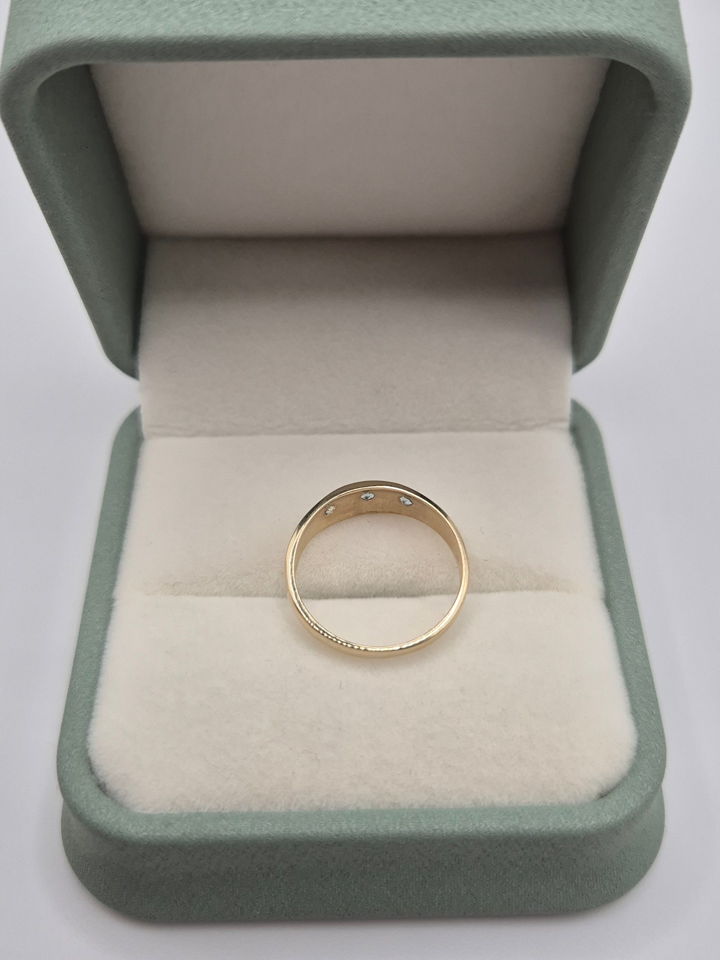 9ct gold topaz gypsy ring