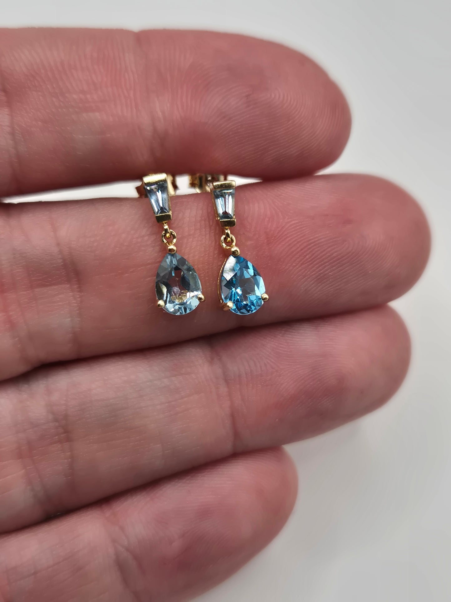 9ct gold topaz earrings