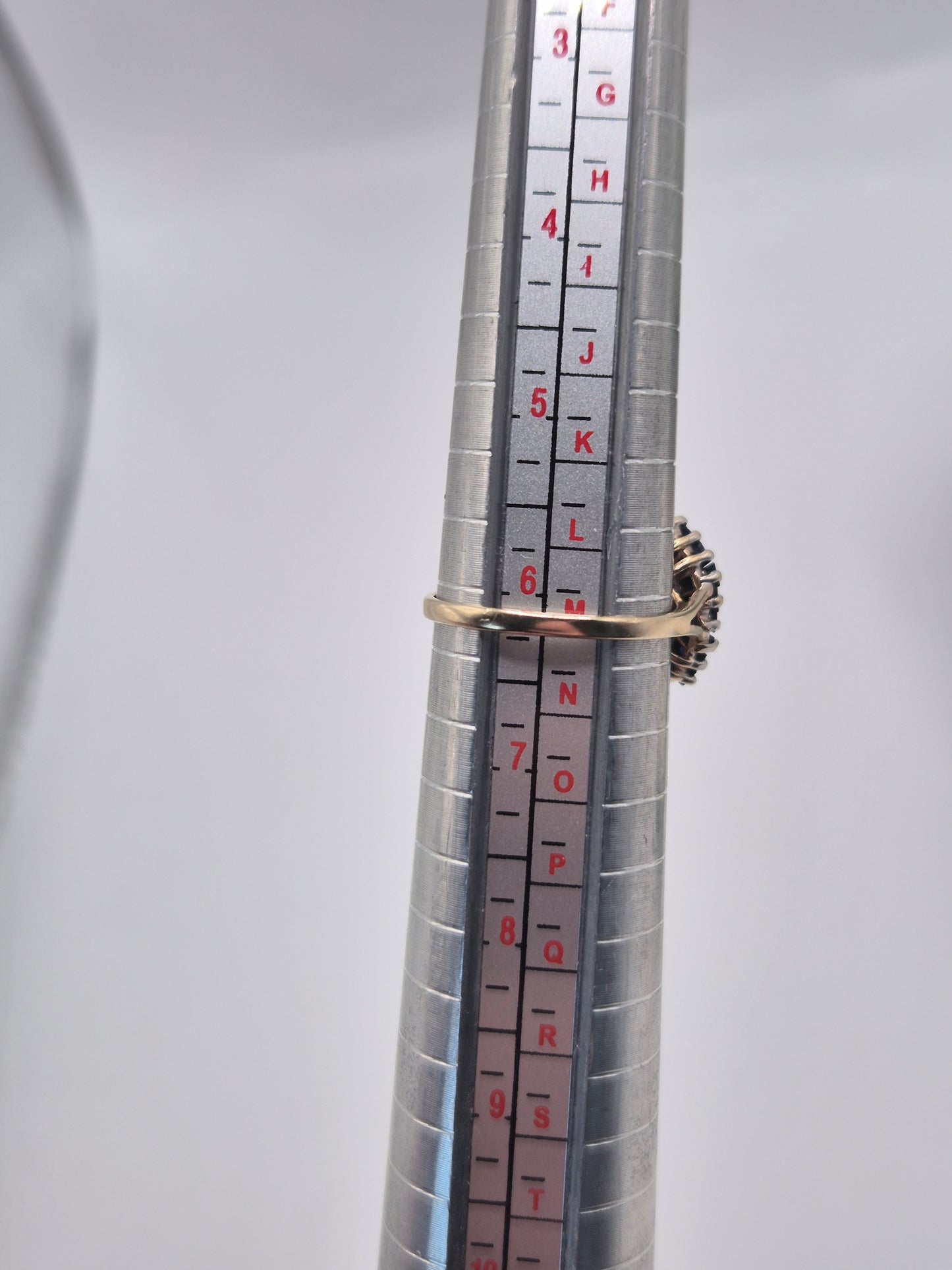 9ct gold sapphire and diamond ring