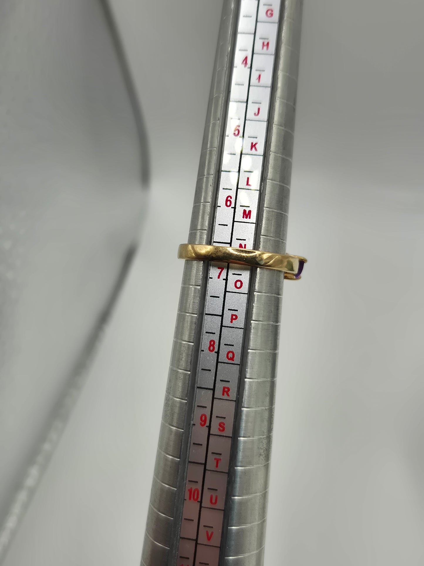 9ct gold amethyst ring