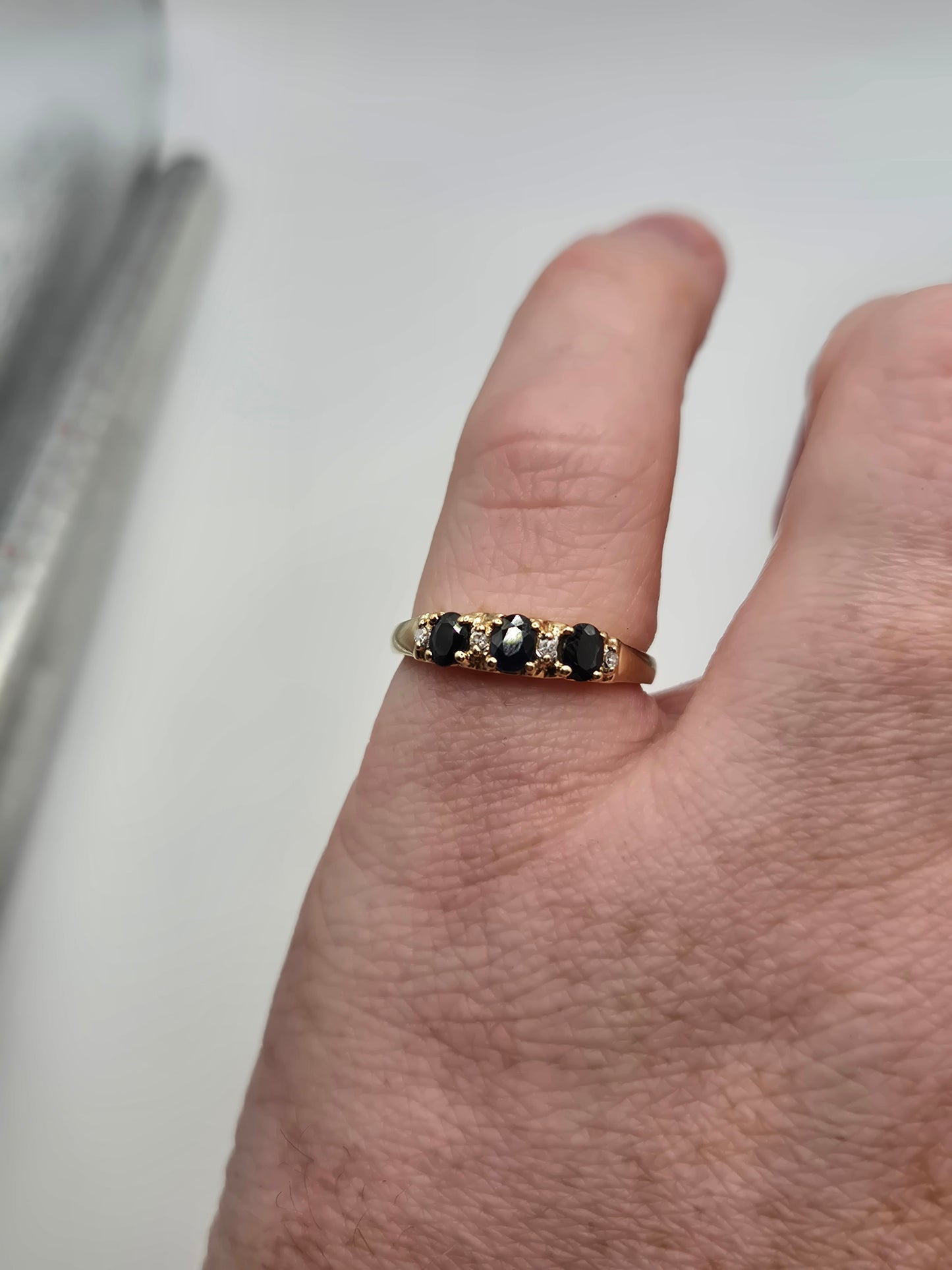 9ct gold sapphire and diamond ring