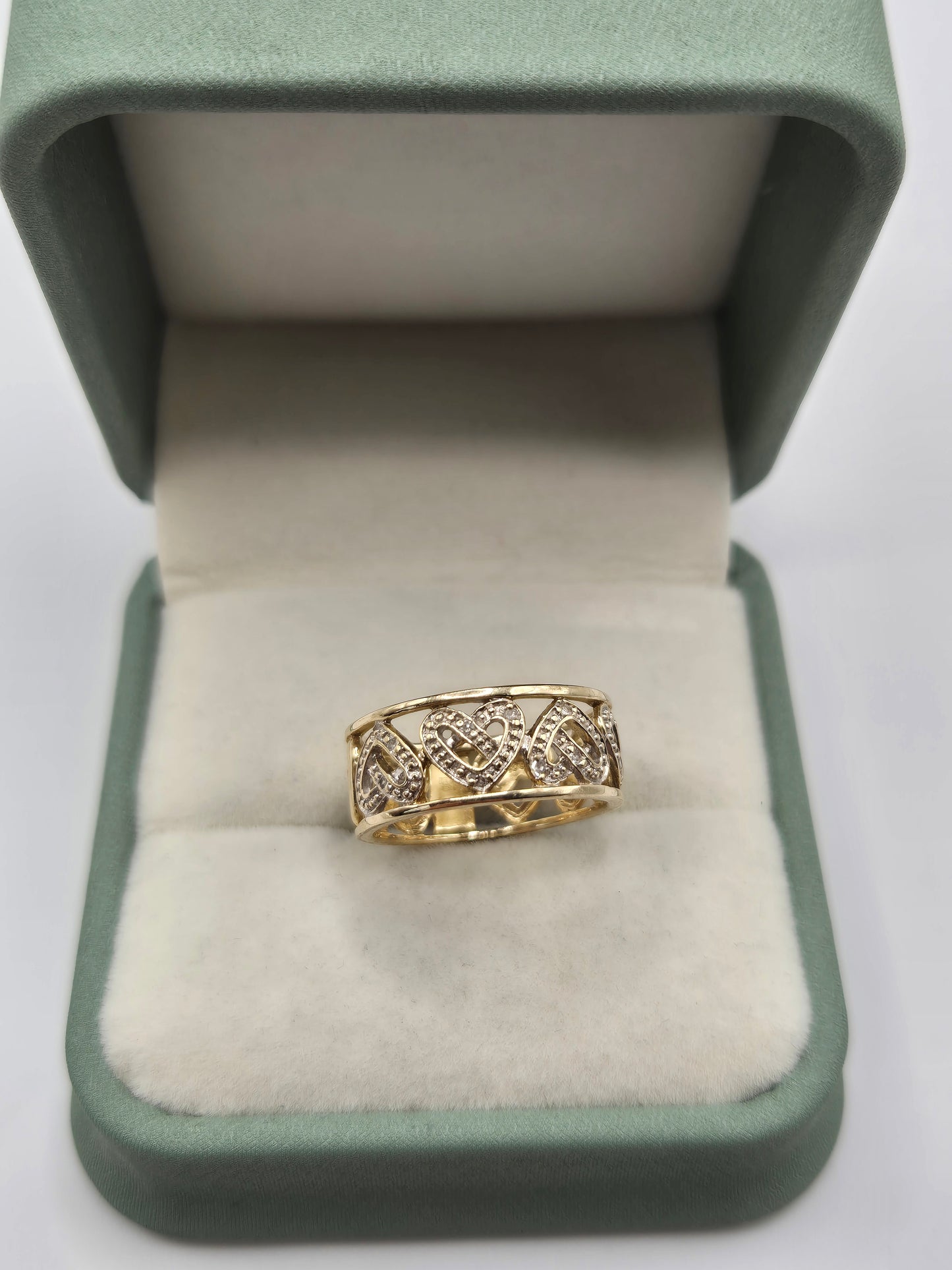 9ct gold diamond heart eternity ring