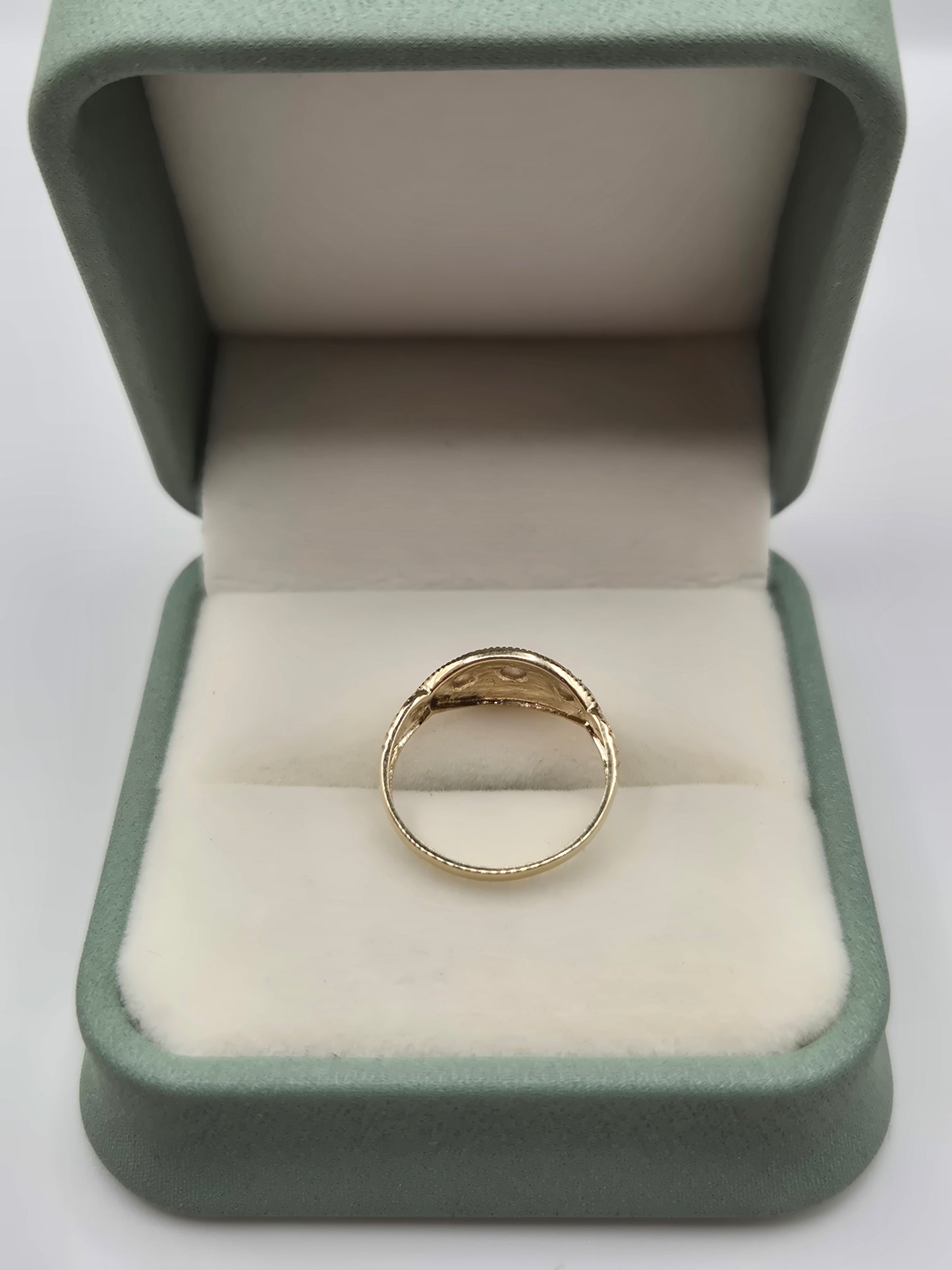 9ct gold opal gypsy ring