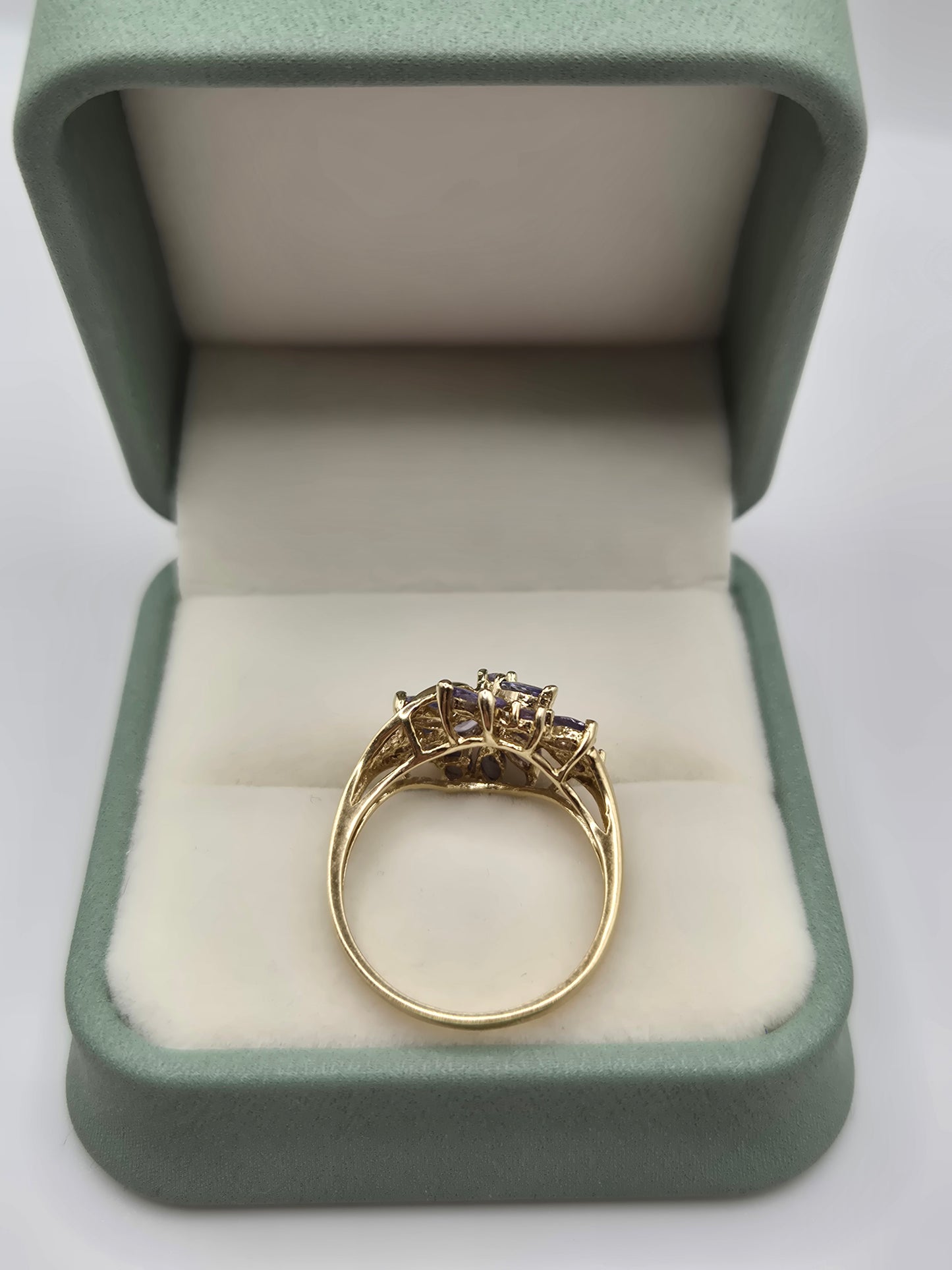 9ct gold tanzanite cluster ring