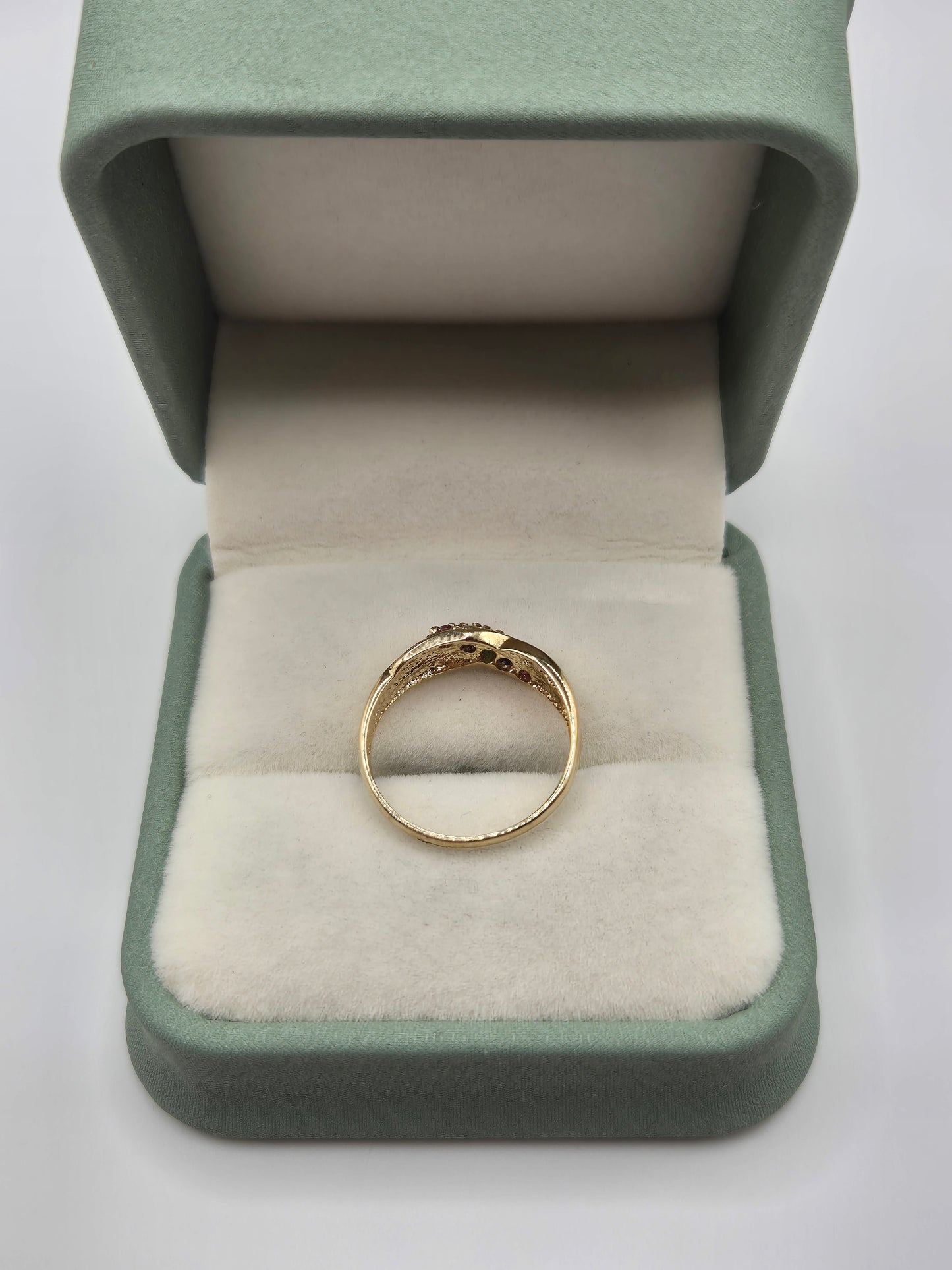 9ct gold mutligem and diamond ring