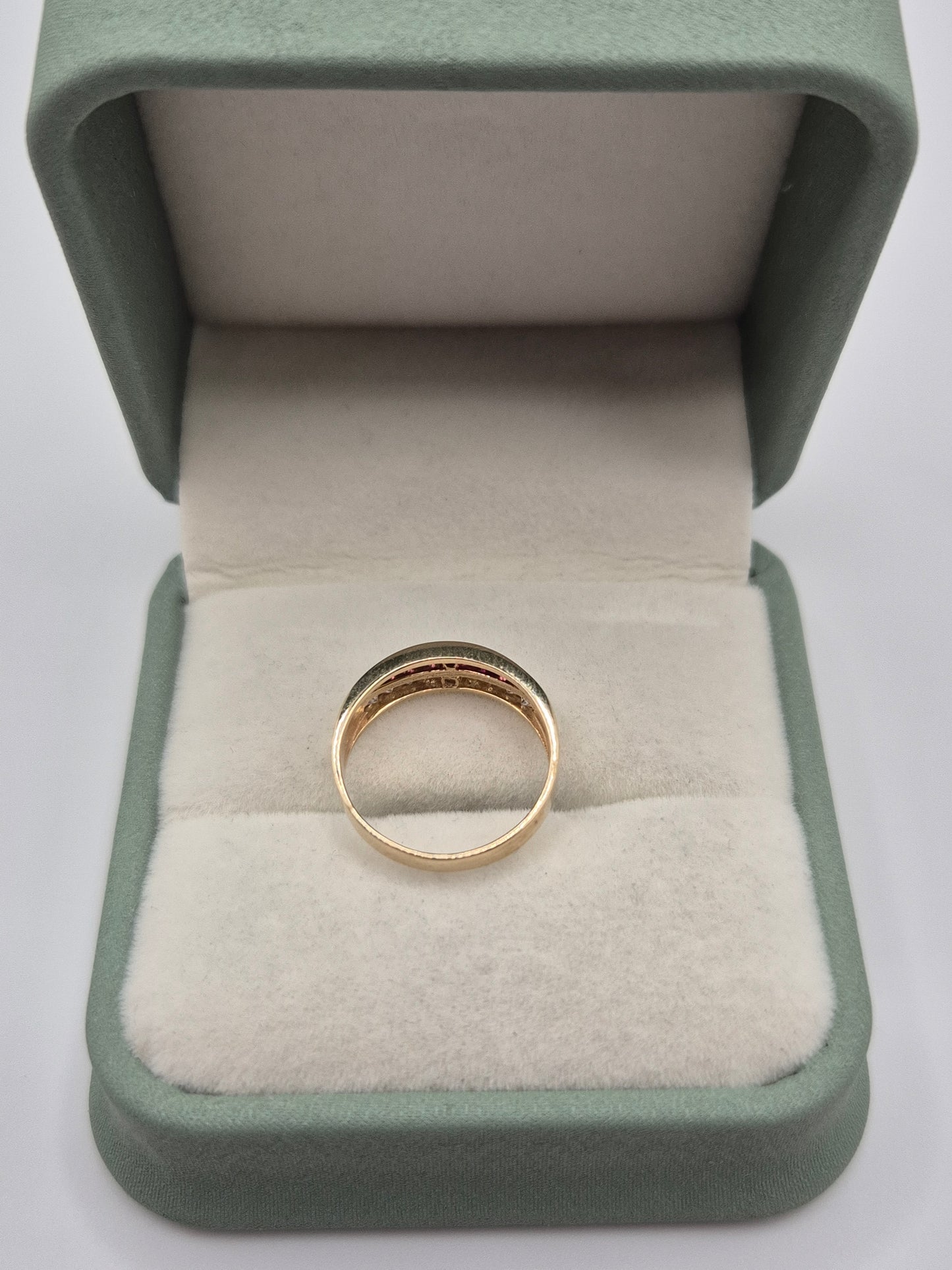 9ct gold ruby and cz ring