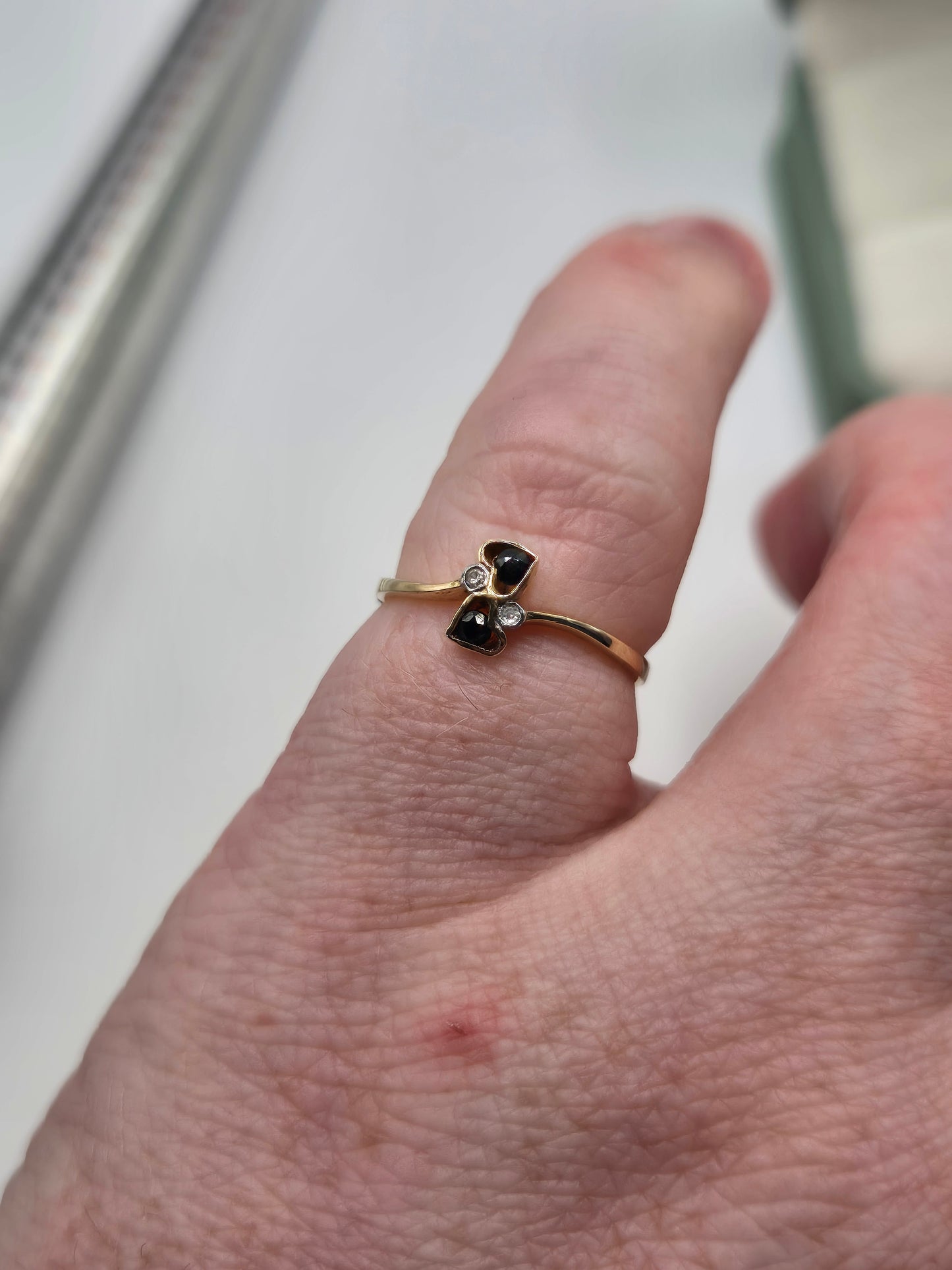 9ct gold sapphire and diamond heart ring
