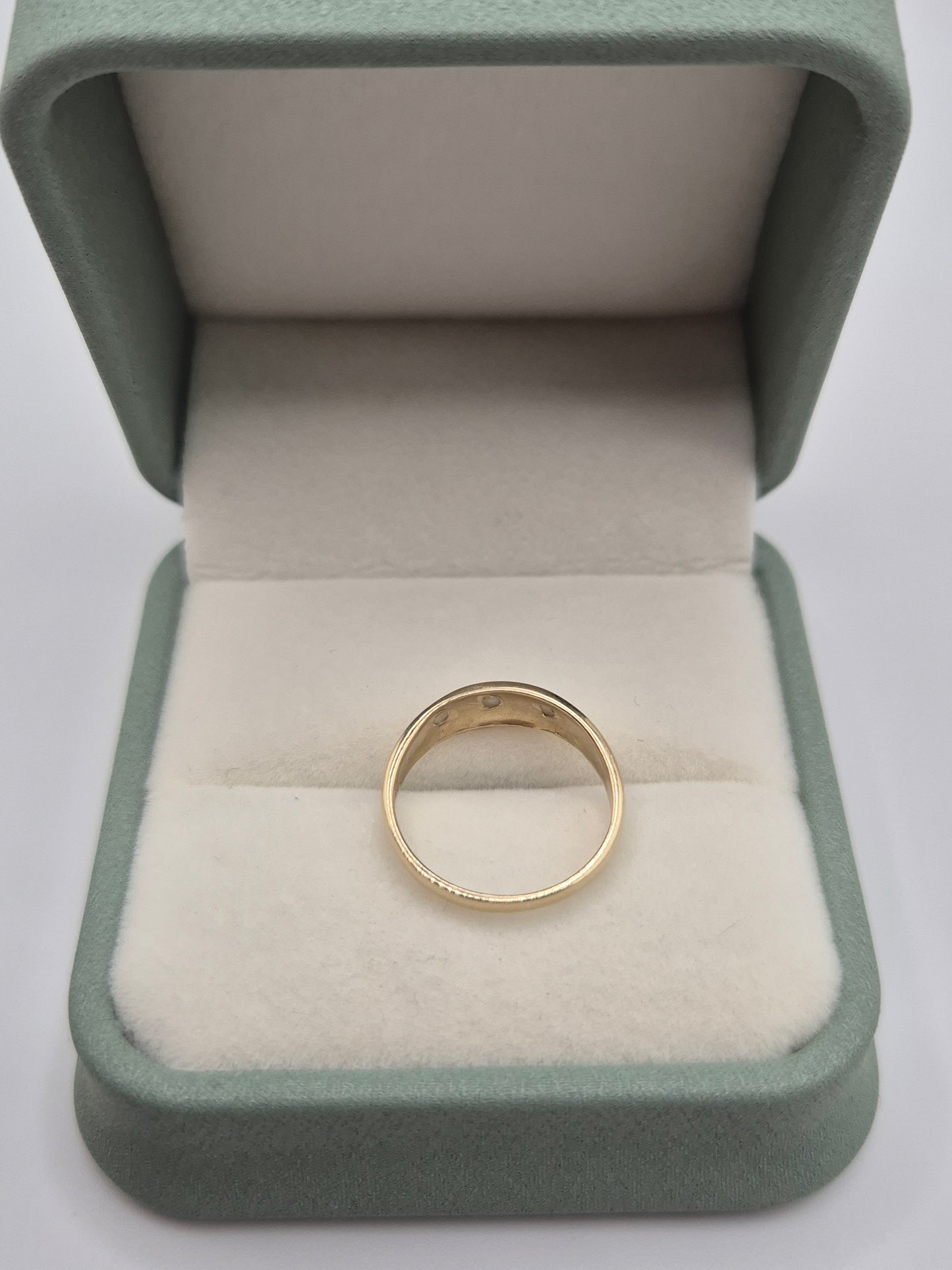 9ct gold pearl gypsy ring