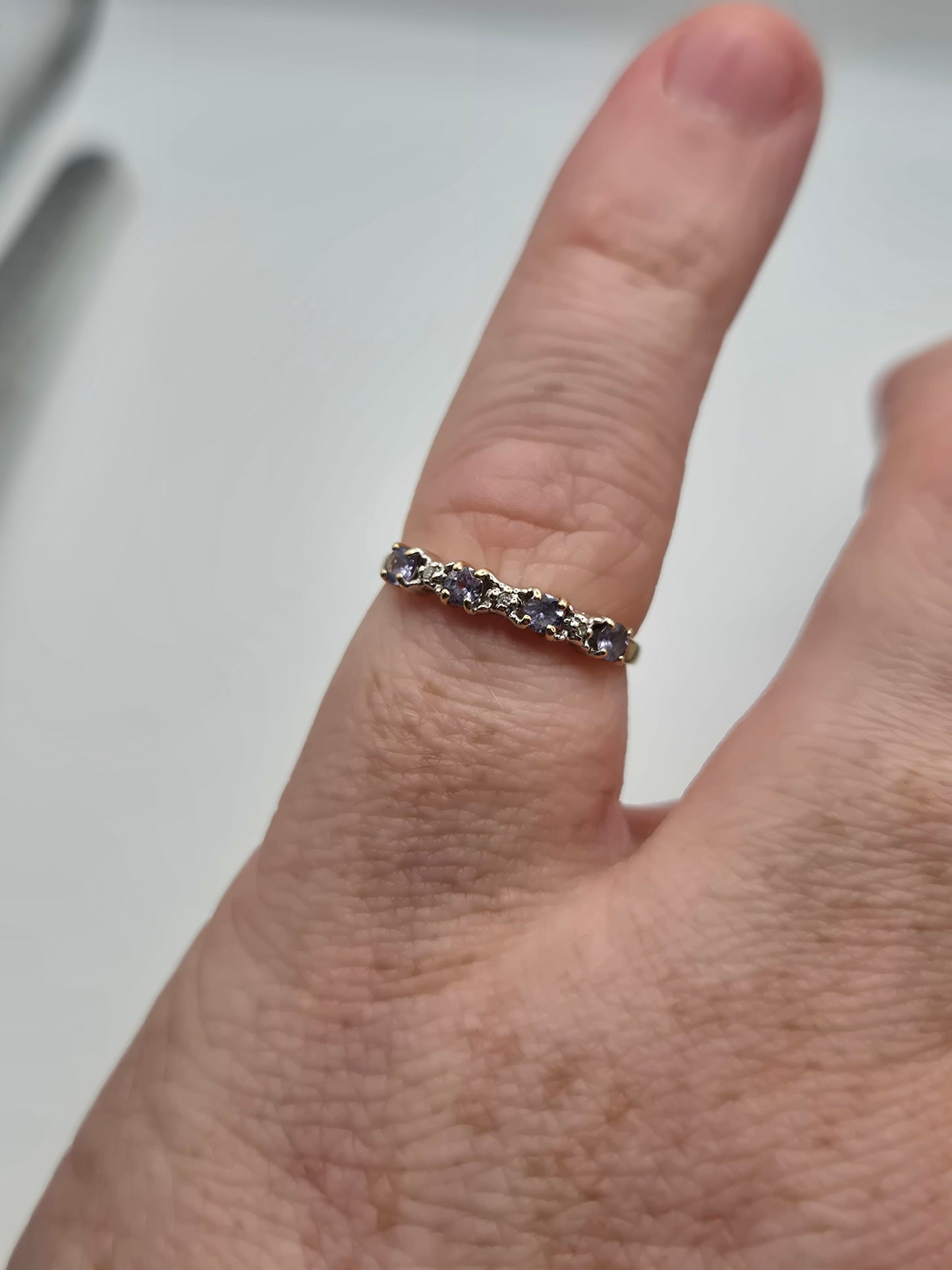 9ct gold amethyst and diamond ring