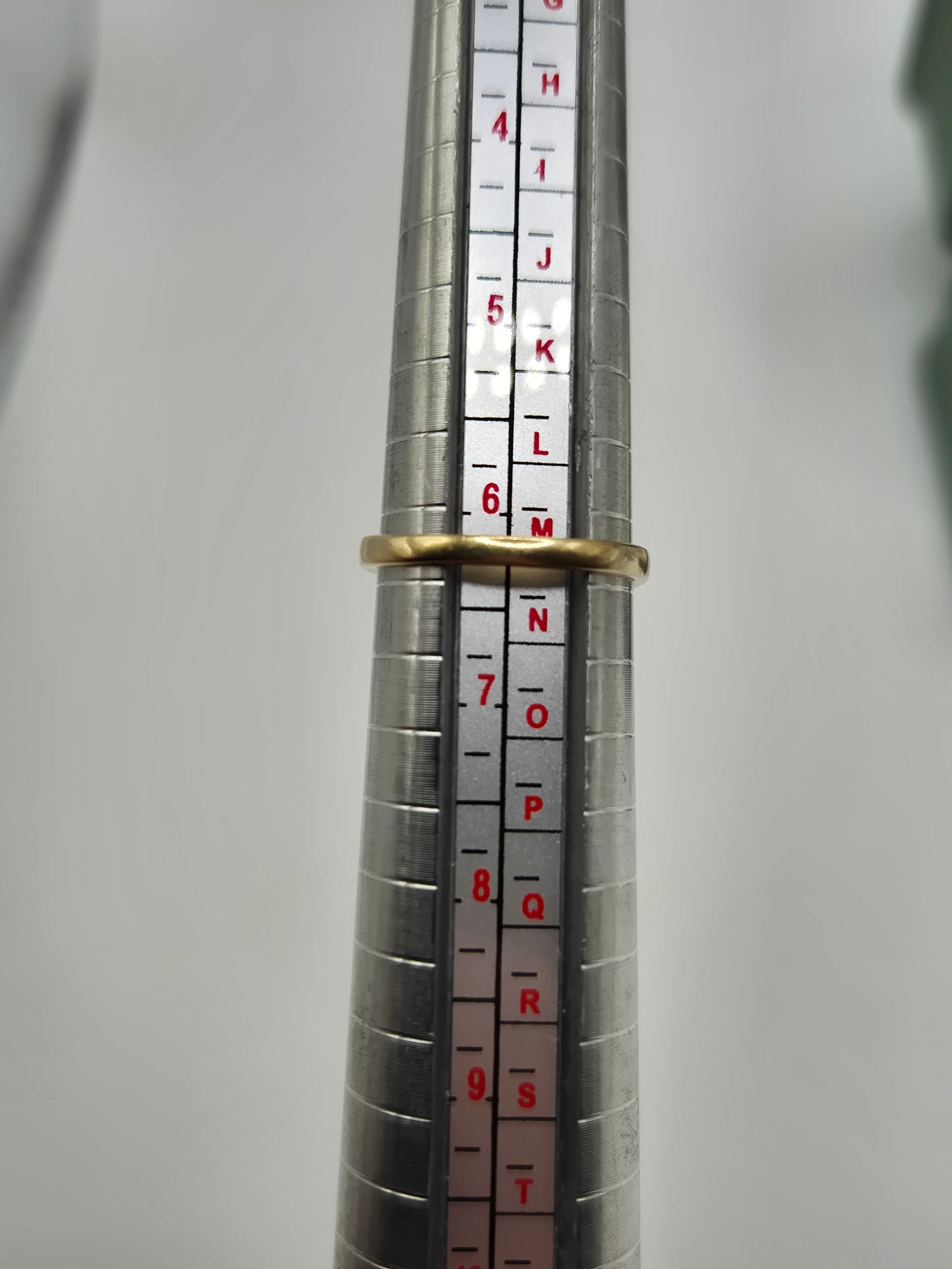 9ct gold opal and diamond ring