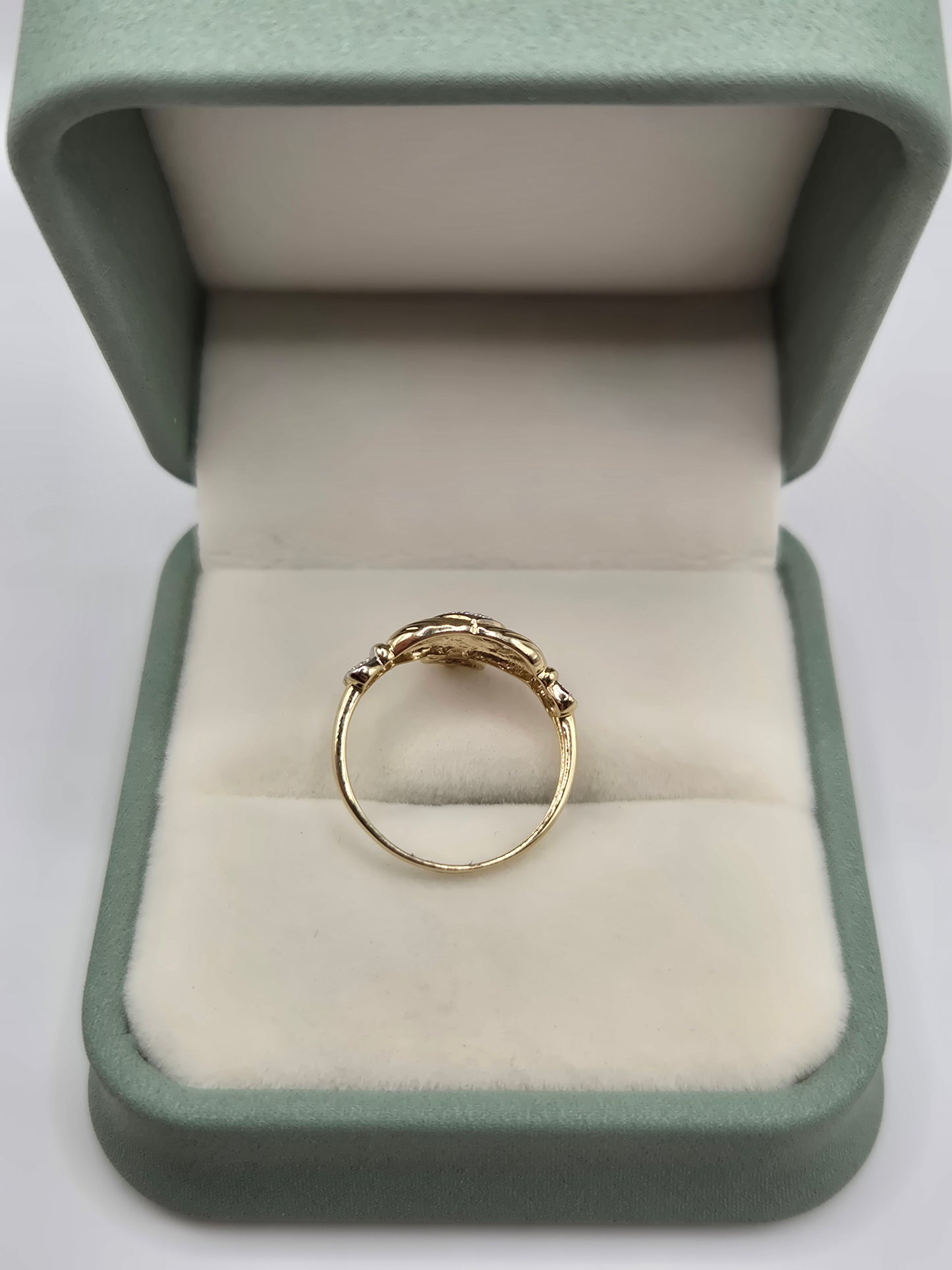 9ct gold diamond claddagh ring