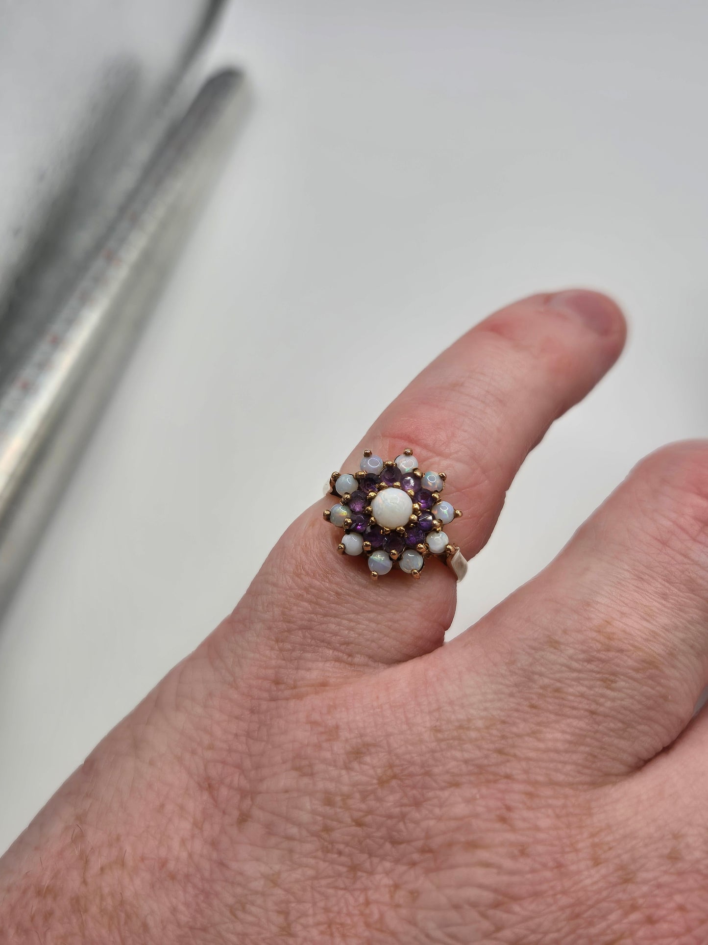 9ct gold amethyst and opal ring