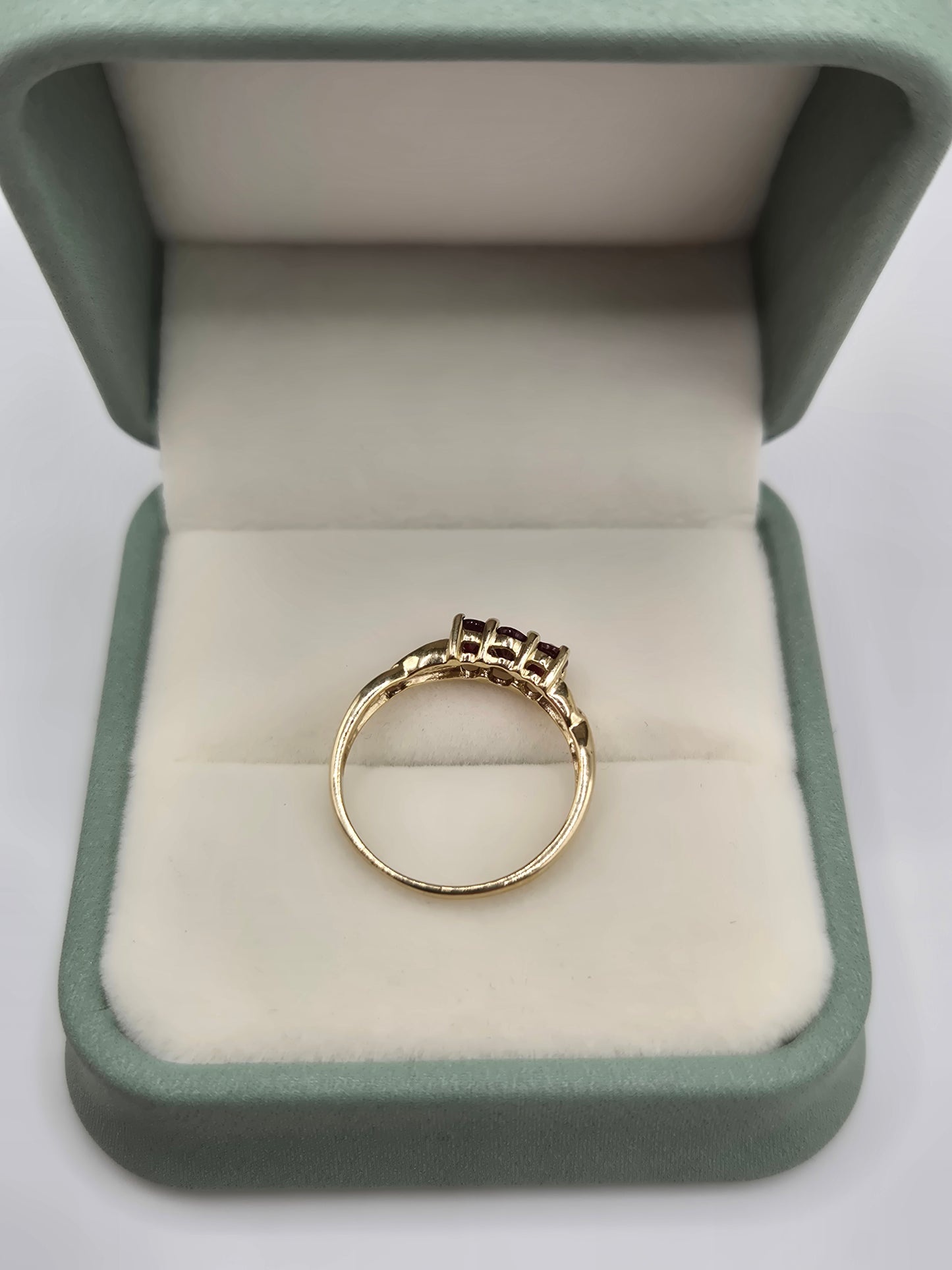 9ct gold ruby ring