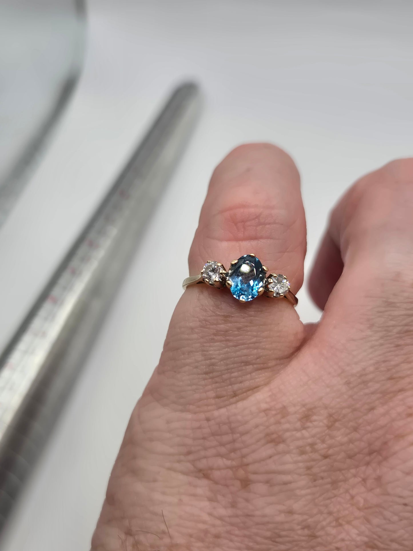 9ct gold topaz and cz ring