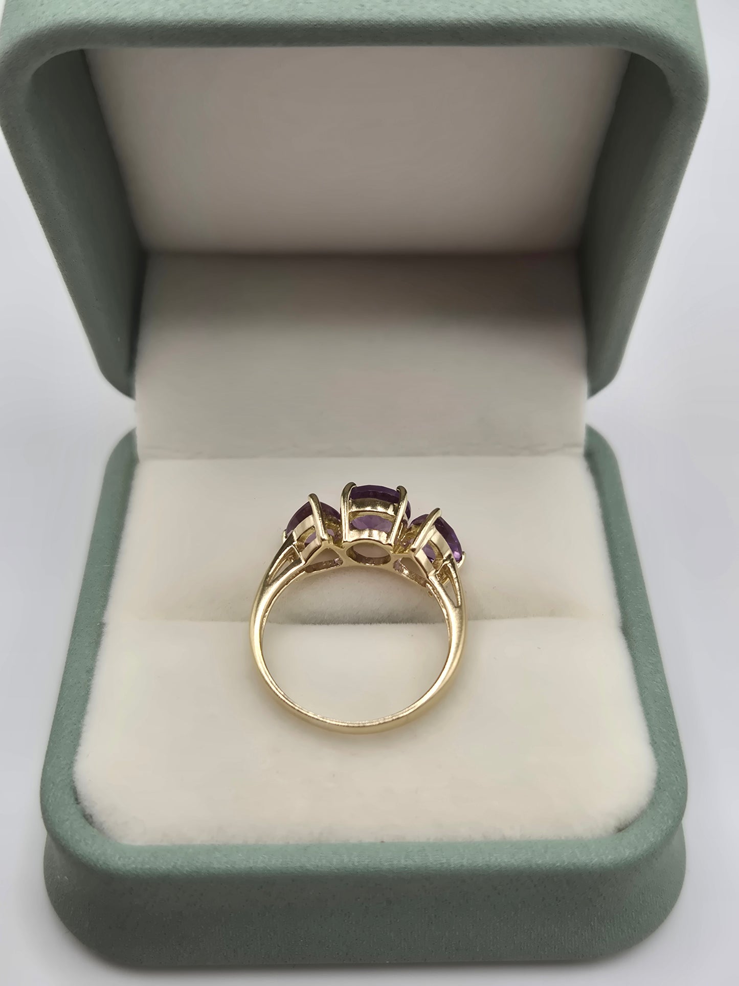9ct gold amethyst ring